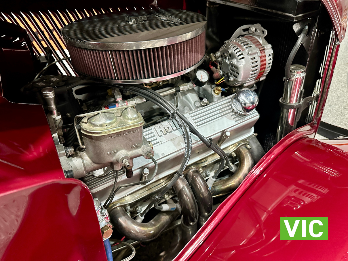 1934 FORD HOT ROD ENGINEERED 327 V8 AUTO ROADSTER