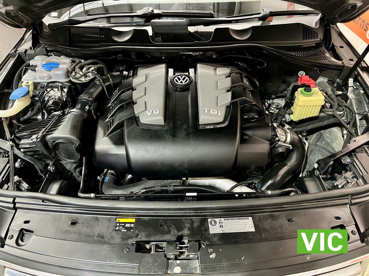 2015 VOLKSWAGEN TOUAREG V6 AUTOMATIC WAGON