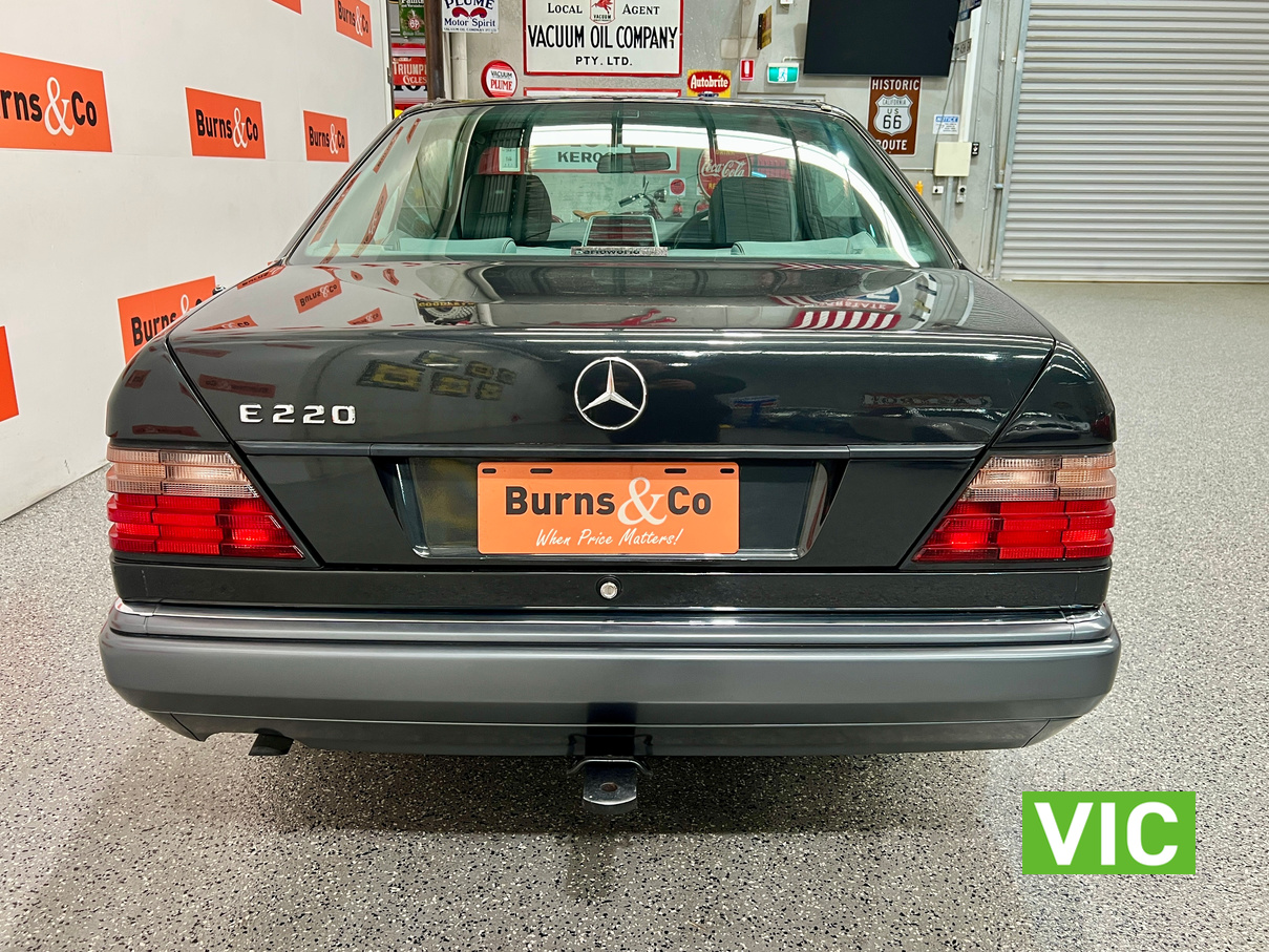 1994 MERCEDES-BENZ E220 4 CYL AUTO COUPE