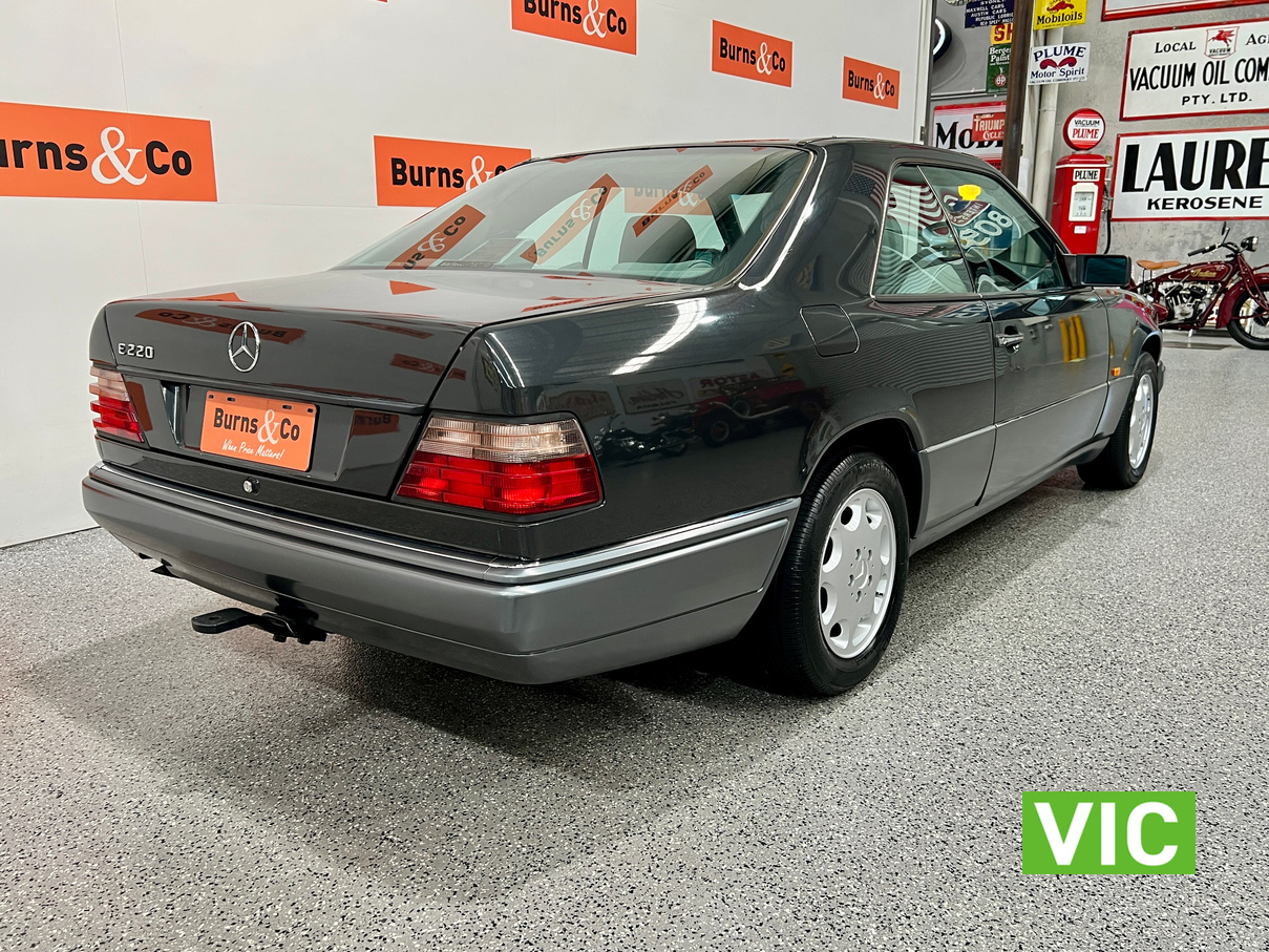 1994 MERCEDES-BENZ E220 4 CYL AUTO COUPE