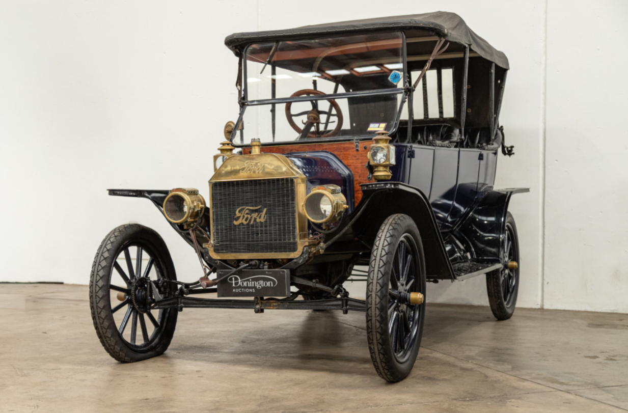 1913 FORD MODEL T TOURING 