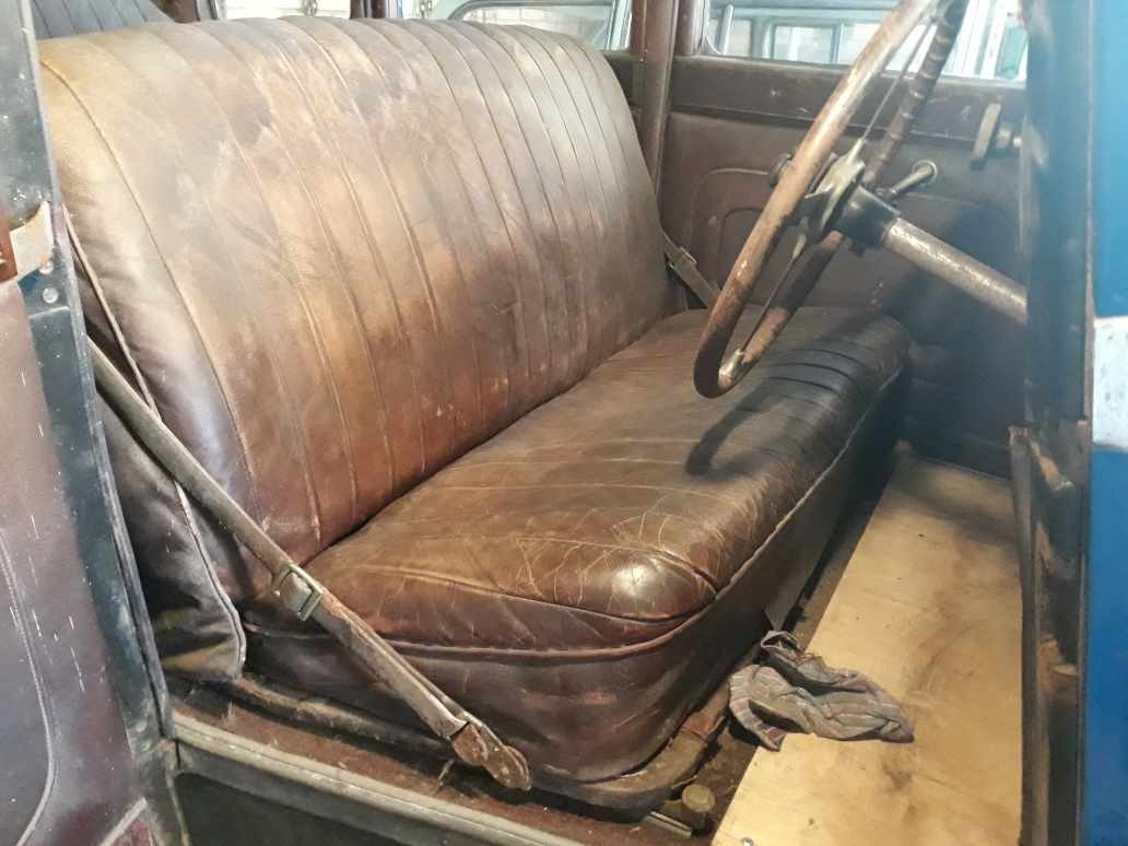 1934 CROSSLEY GOLDEN MANUAL SEDAN