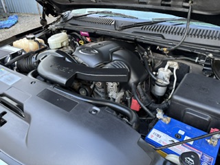 2004 GMC DENALI 1500 RHD AUTOMATIC CREW CAB PICKUP