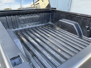 2004 GMC DENALI 1500 RHD AUTOMATIC CREW CAB PICKUP