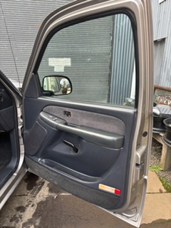 1999 CHEVROLET C1500 AUTOMATIC SINGLE CAB STEPSIDE PICK UP