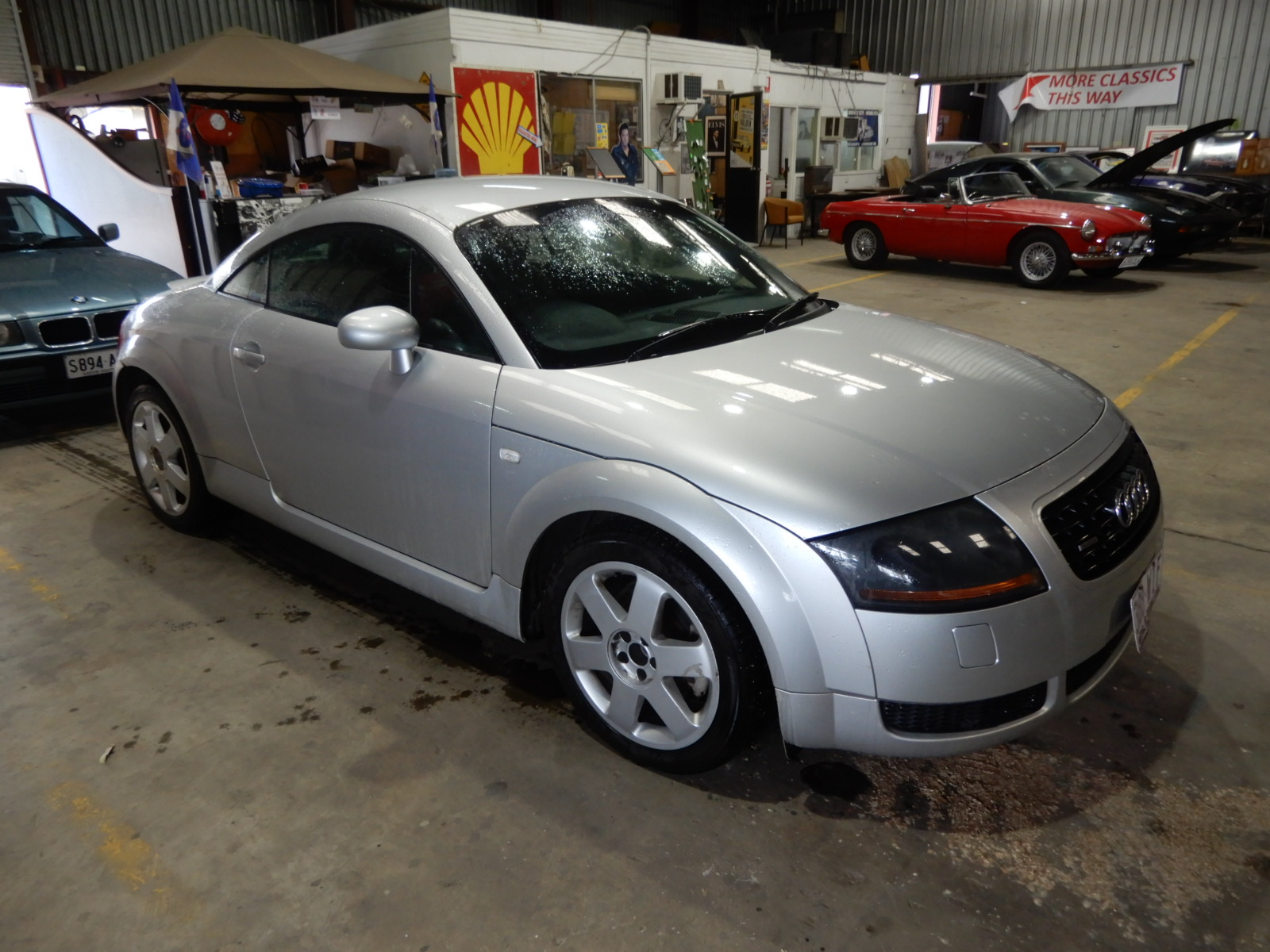 2000 AUDI TT QUATTRO 6 SP MANUAL 2D COUPE