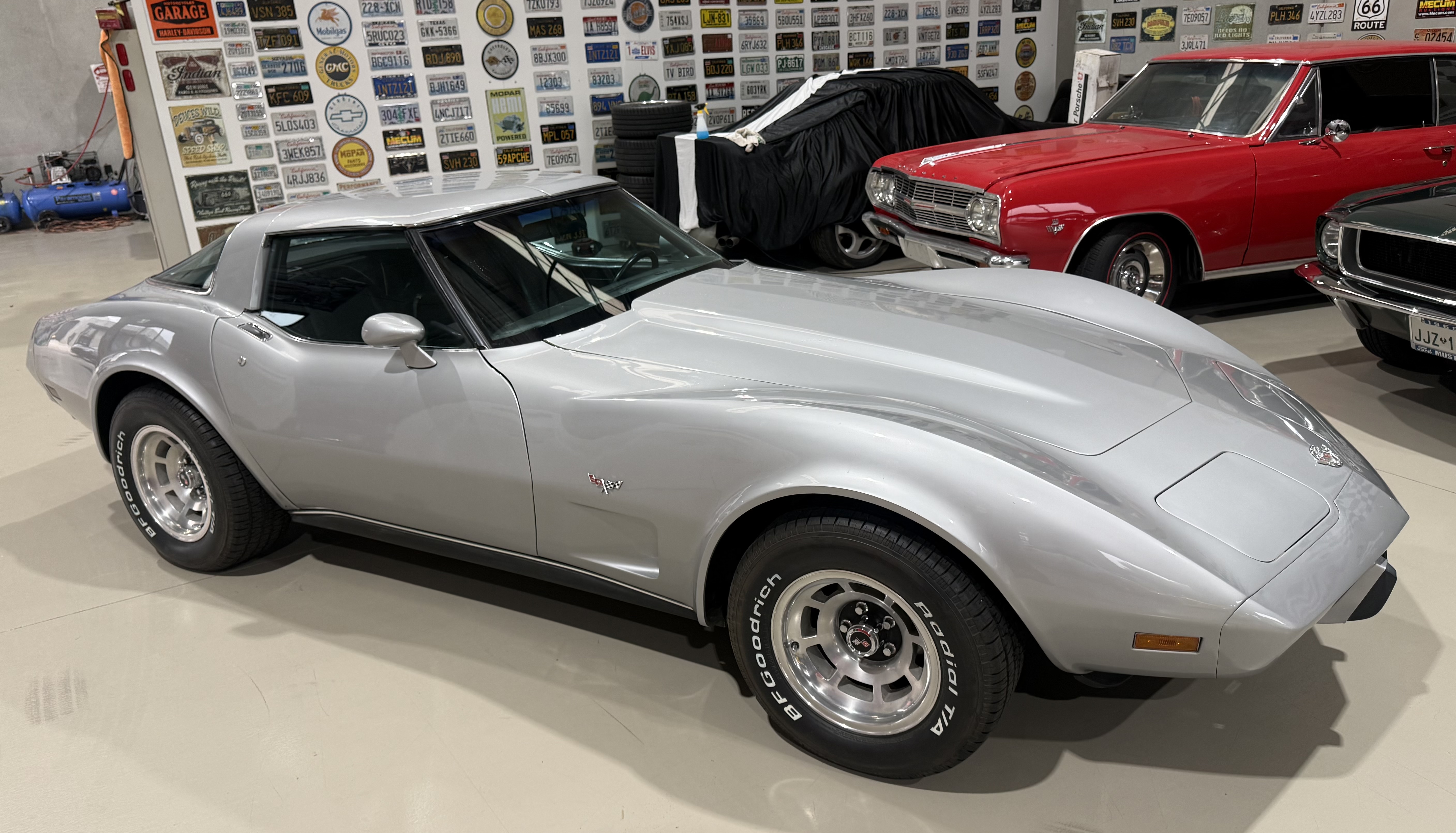 1978 CHEVROLET CORVETTE V8 AUTOMATIC COUPE