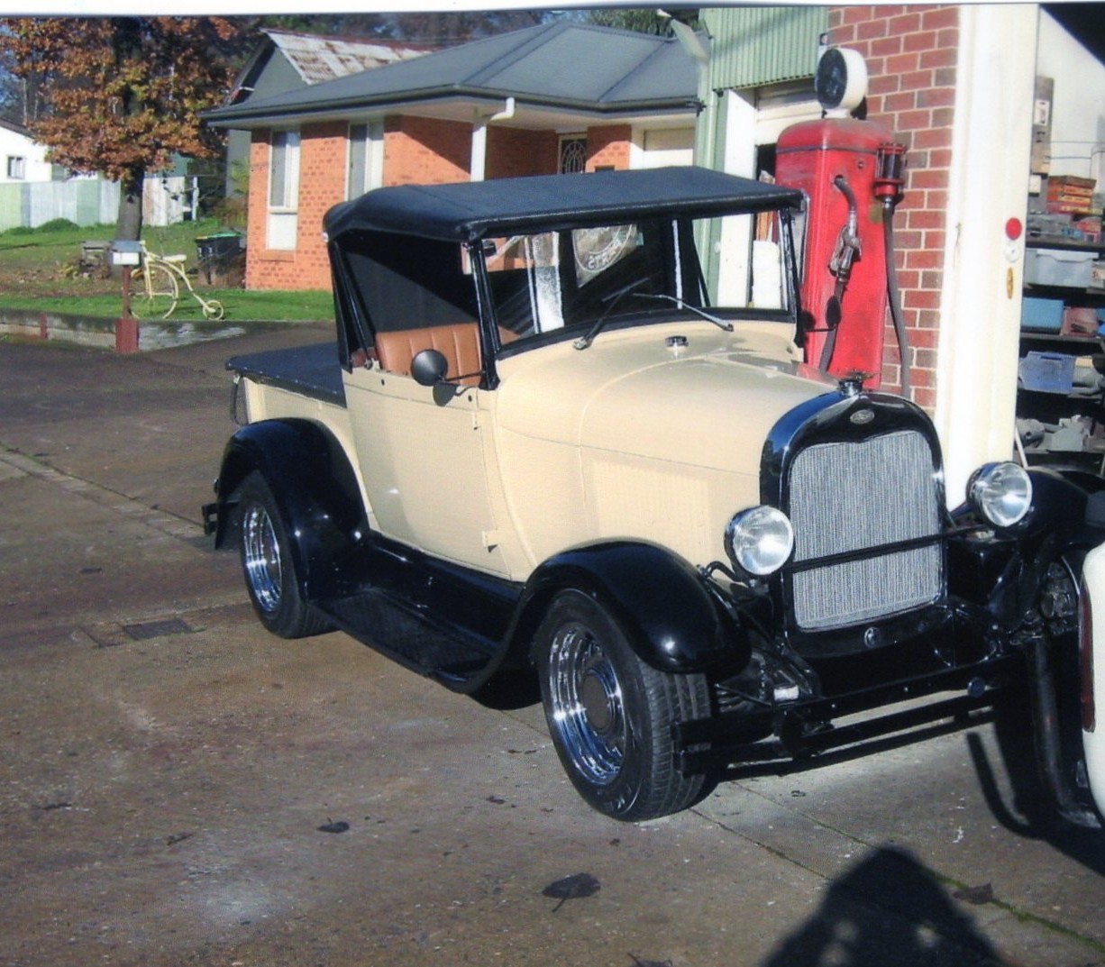 1928 FORD MODEL A MANUAL PICK UP