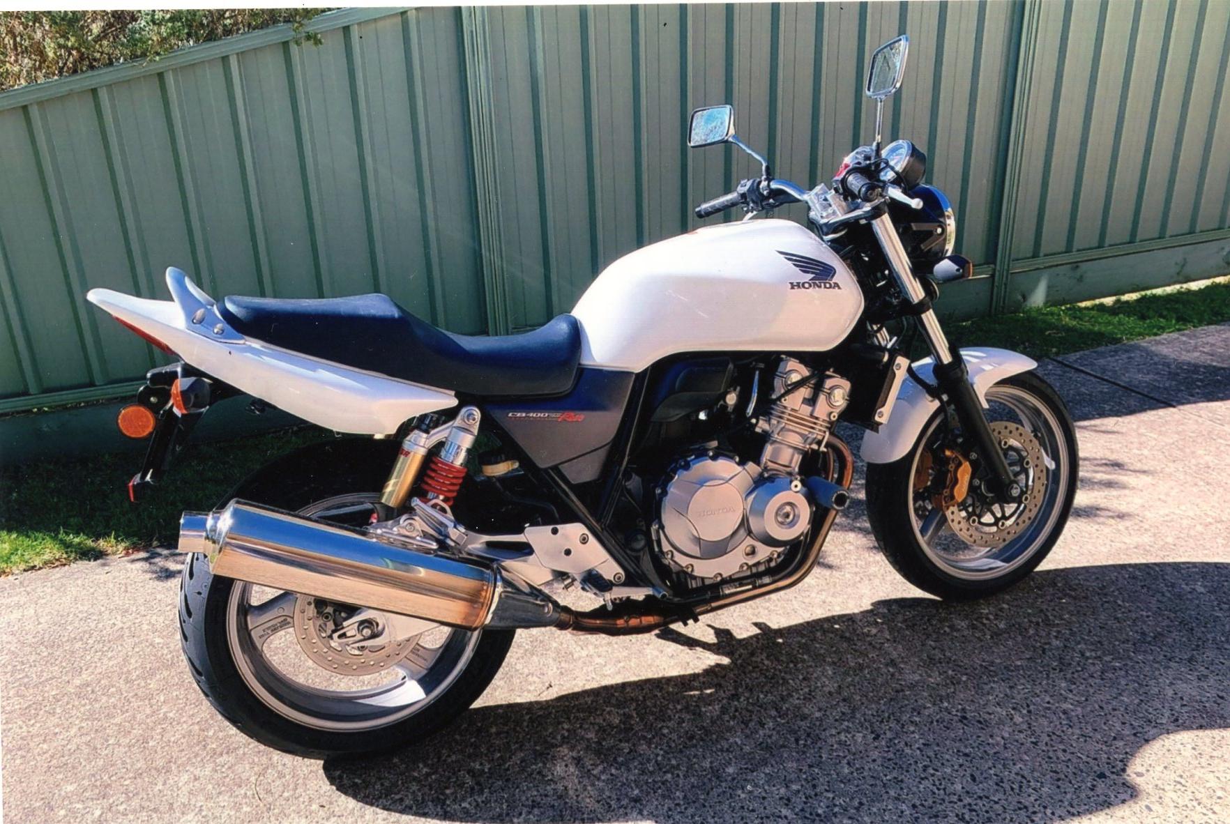 2009 HONDA CB400 ROAD