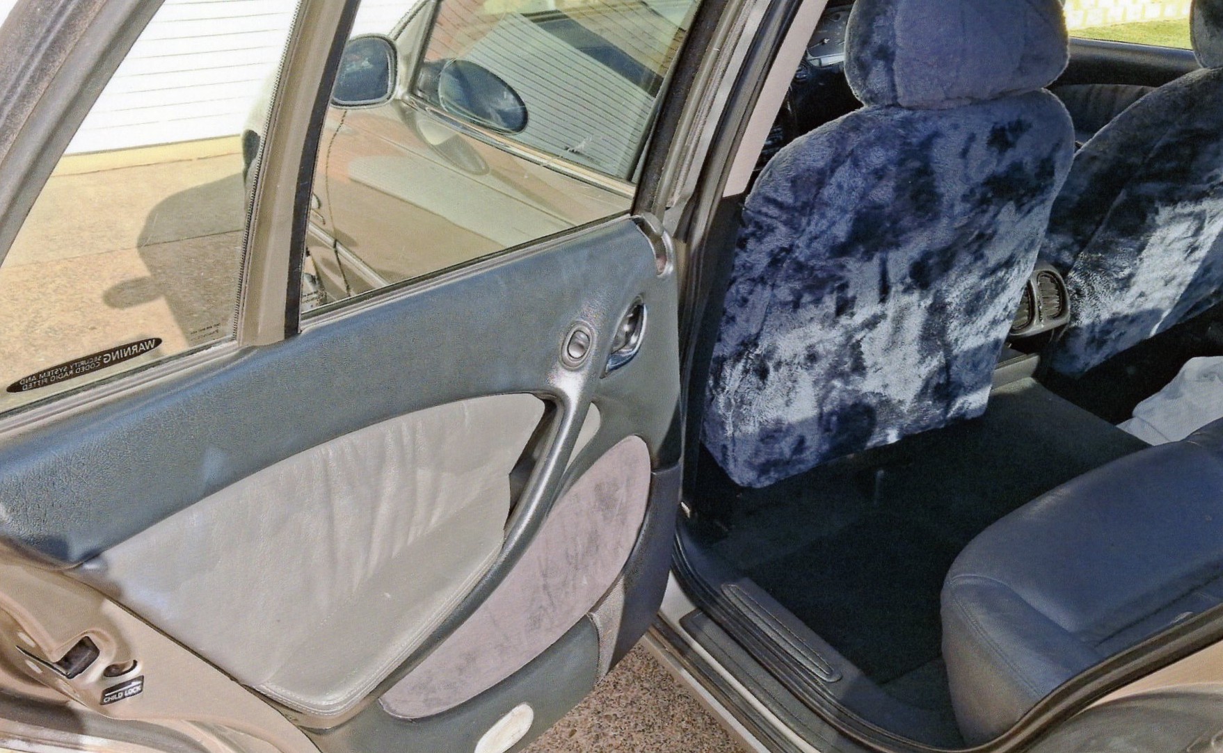 2002 HOLDEN STATESMAN WH AUTOMATIC SEDAN