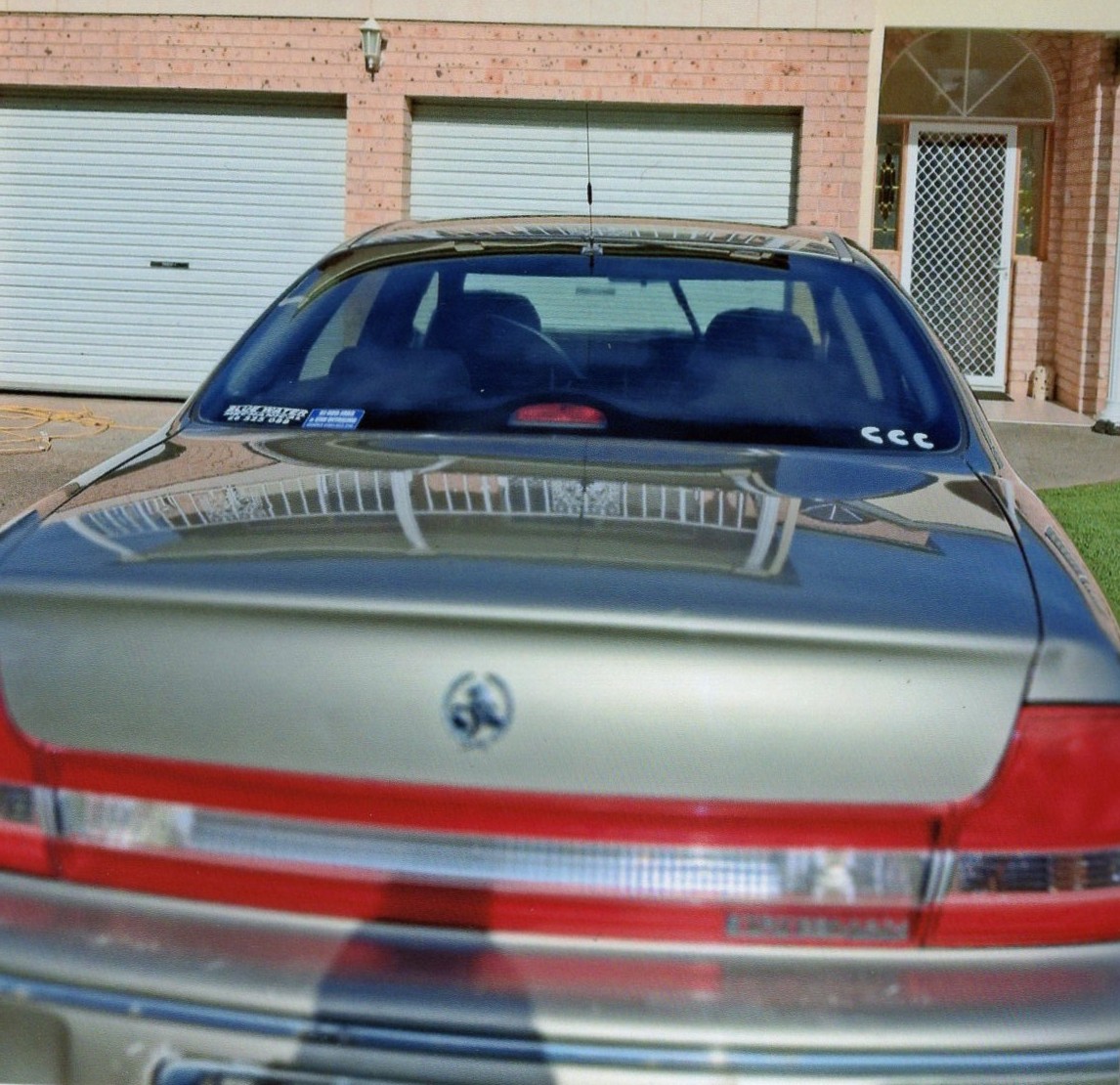 2002 HOLDEN STATESMAN WH AUTOMATIC SEDAN