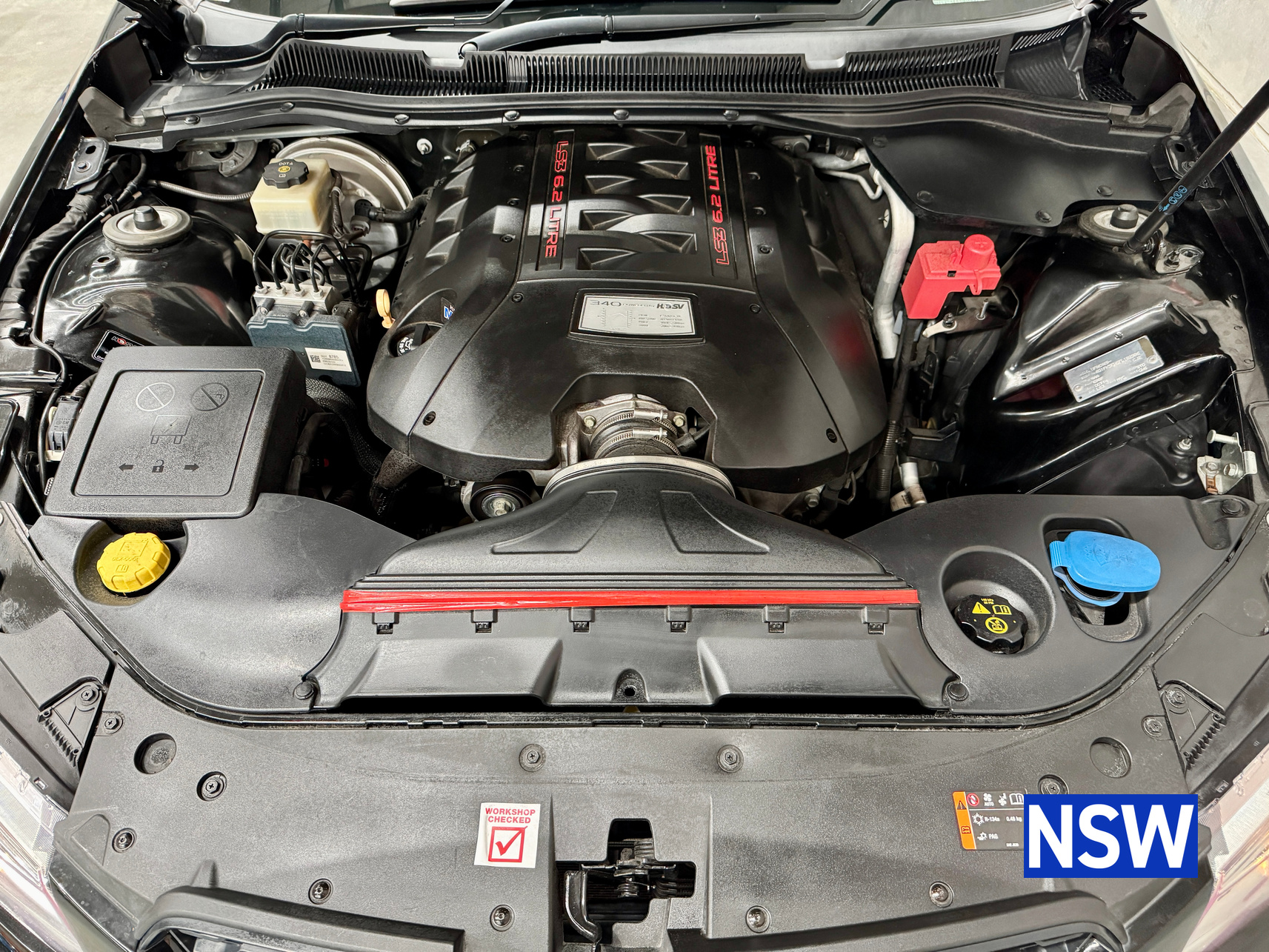 2014 HSV CLUBSPORT VF R8 V8 AUTOMATIC SEDAN