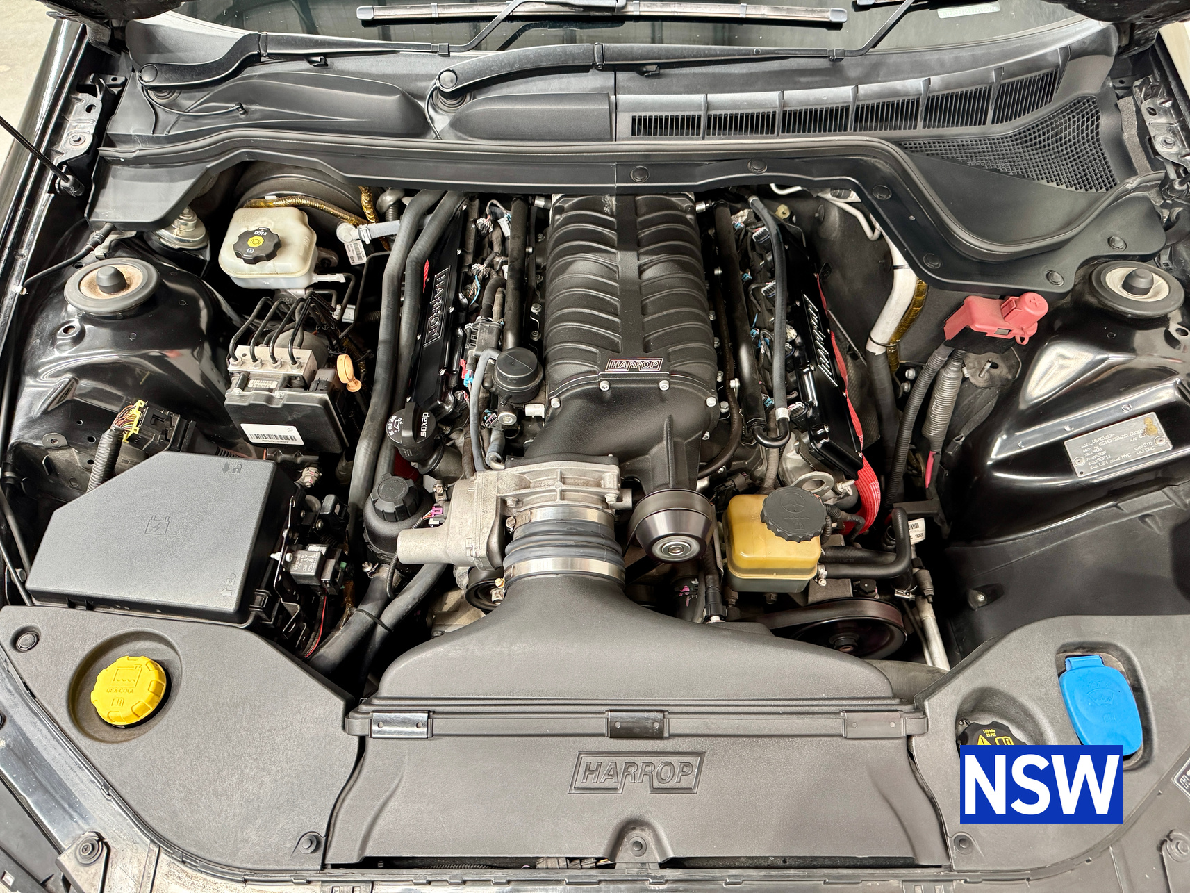 2011 HSV VE SENATOR HARROP SUPERCHARGED AUTO SEDAN