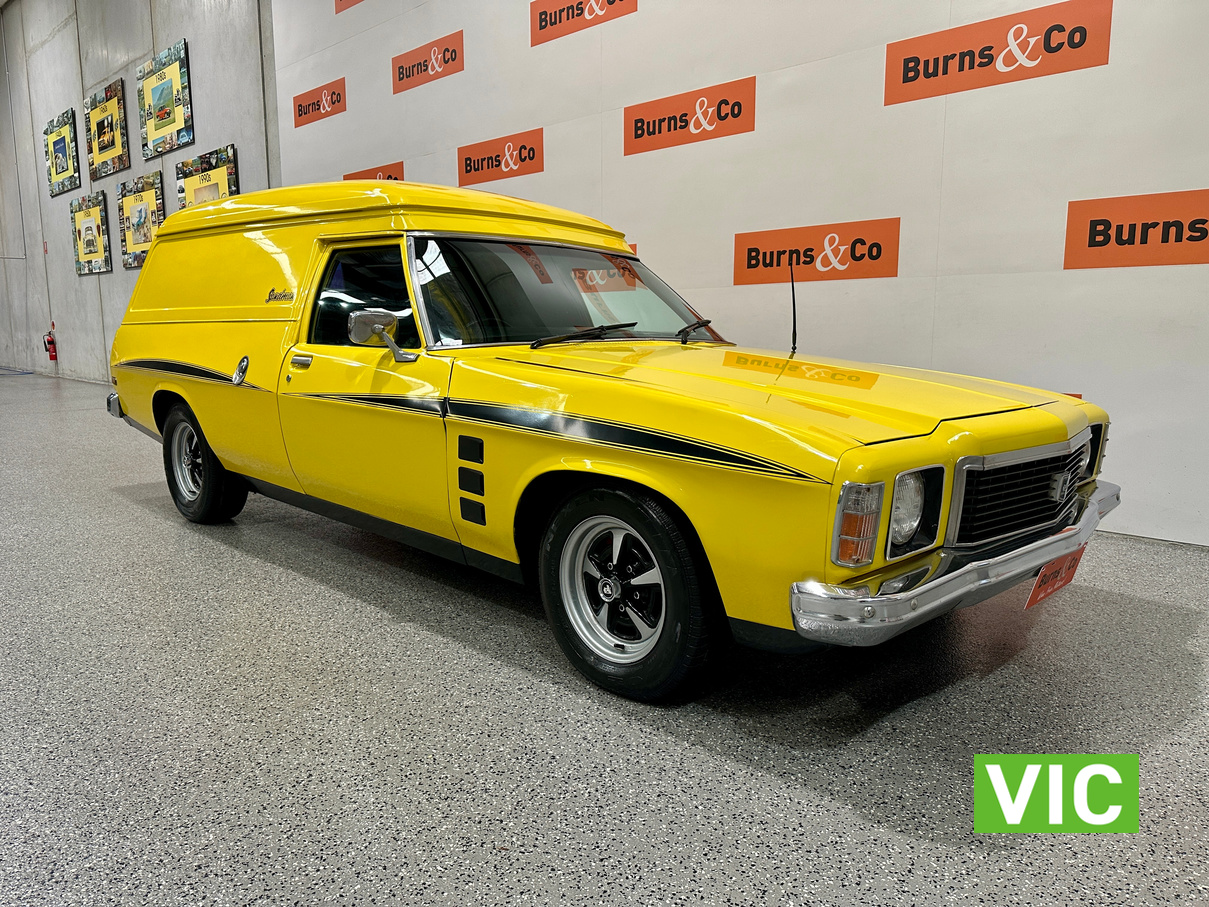 1975 HOLDEN HJ SANDMAN 308 MANUAL PANEL VAN 
