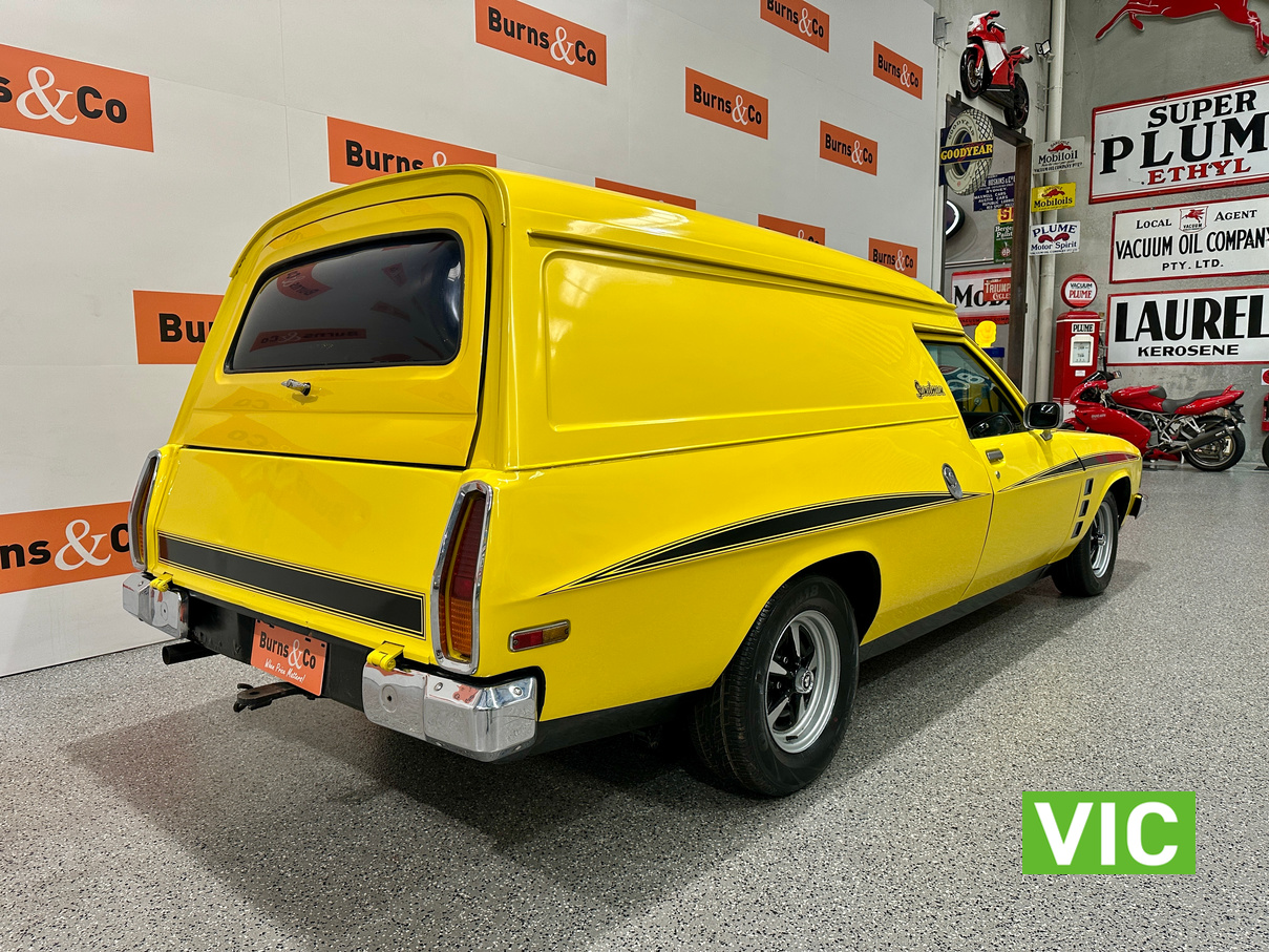 1975 HOLDEN HJ SANDMAN 308 MANUAL PANEL VAN 