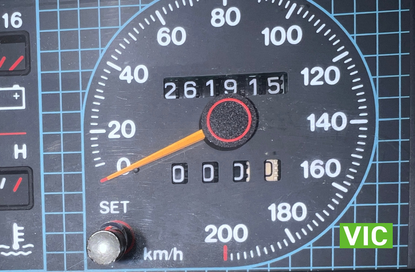 1986 HOLDEN VL BERLINA 6 CYL AUTO SEDAN - PROJECT