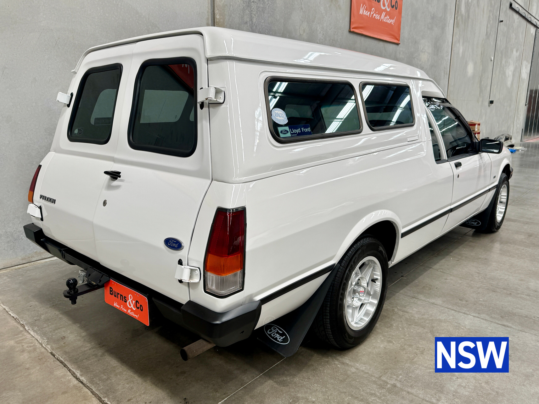 1990 FORD FALCON XF 6 CYL MANUAL PANEL VAN