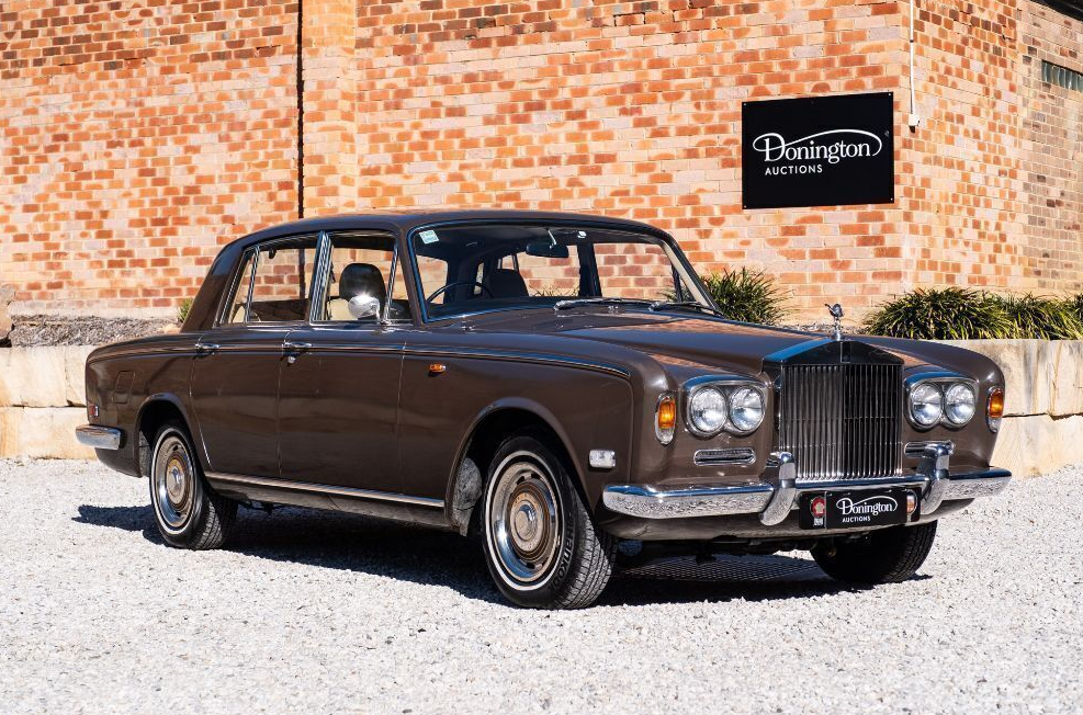 1973 ROLLS-ROYCE SILVER SHADOW SALOON