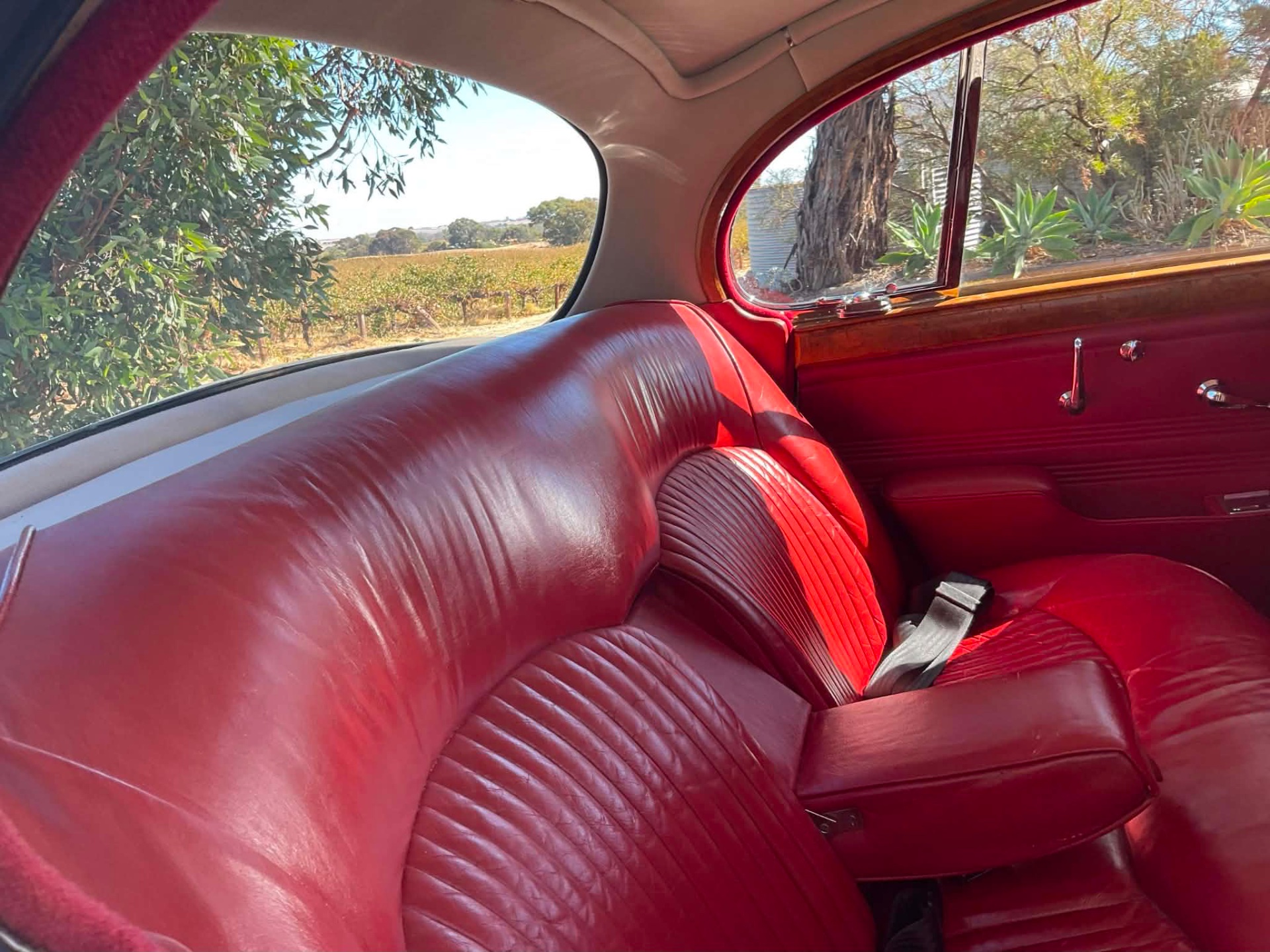 1964 JAGUAR S TYPE AUTOMATIC SEDAN