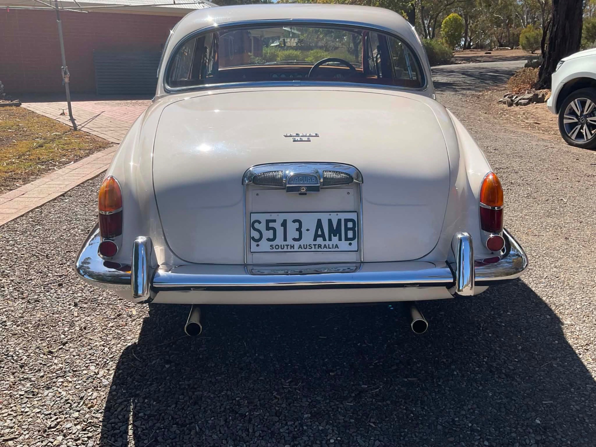 1964 JAGUAR S TYPE AUTOMATIC SEDAN