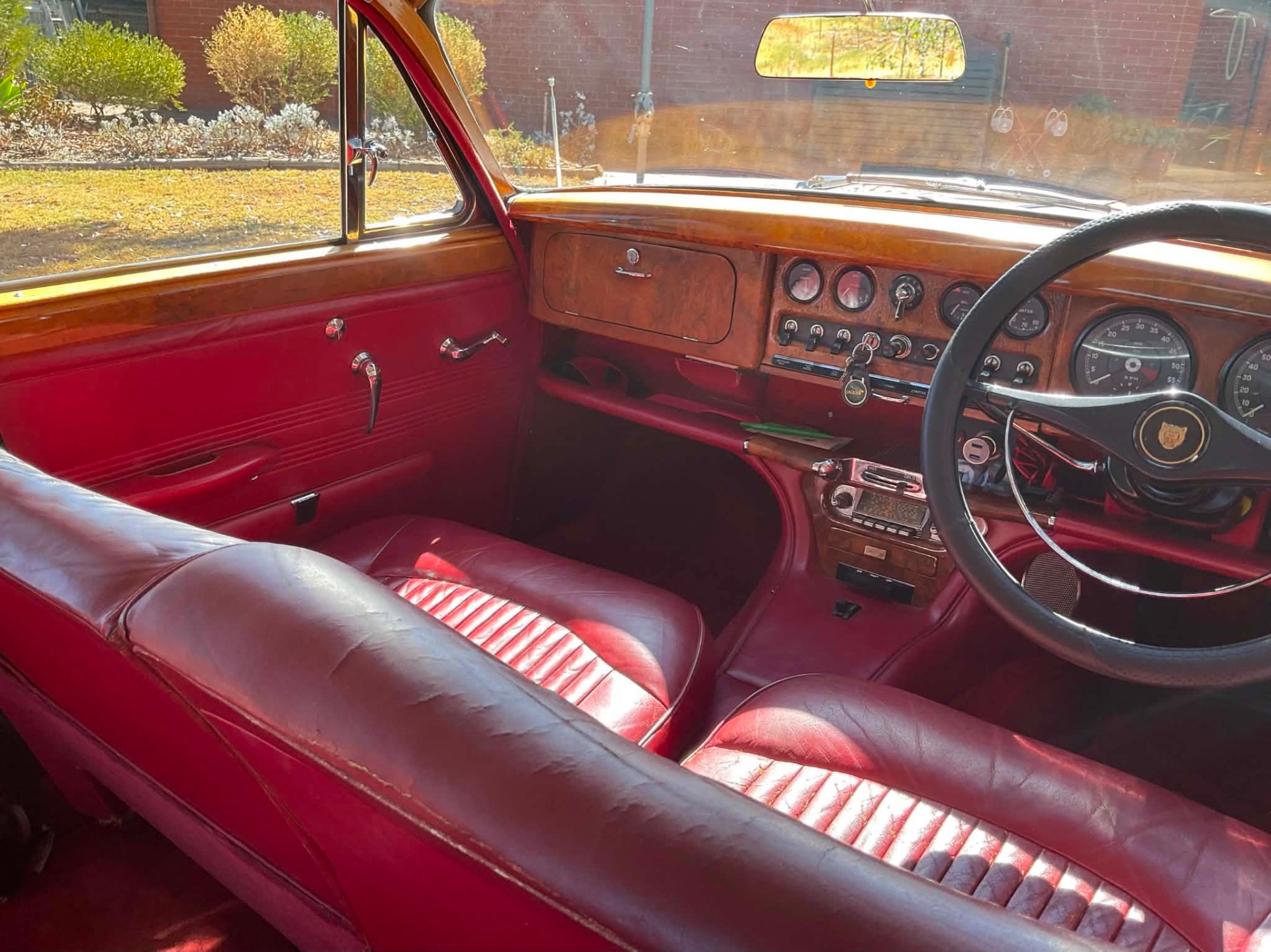 1964 JAGUAR S TYPE AUTOMATIC SEDAN