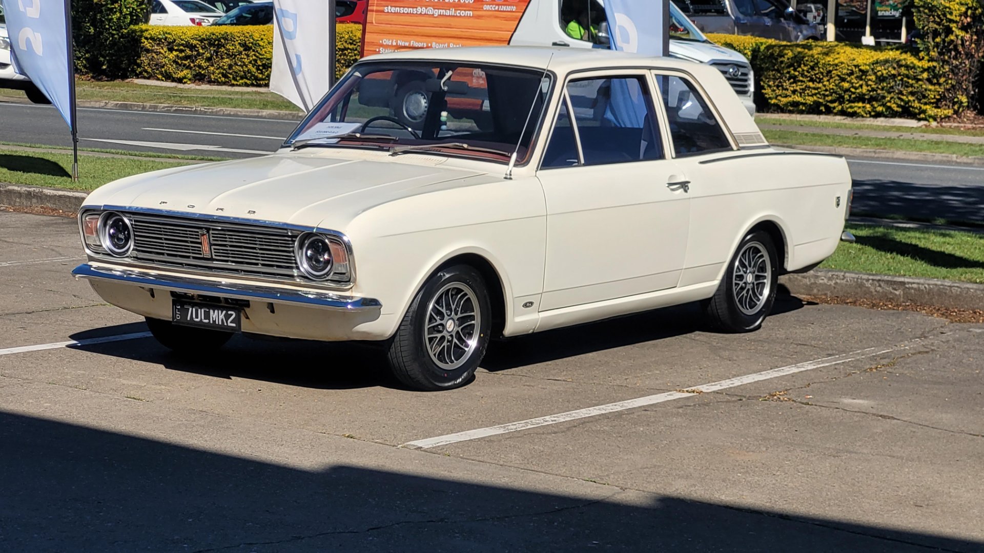 1970 FORD CORTINA MKII 2 DR SEDAN