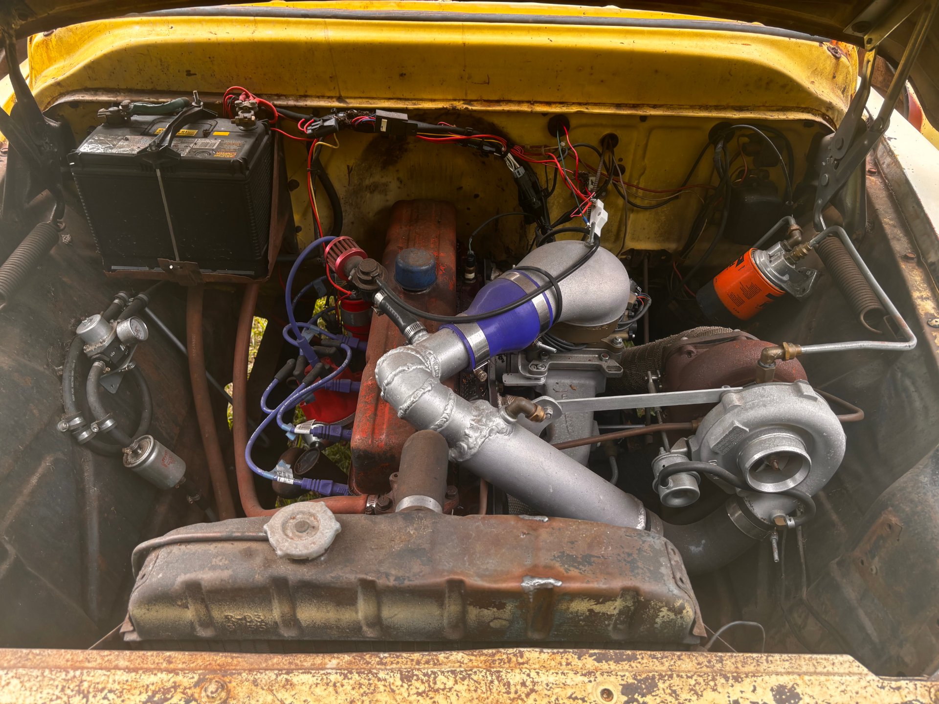 1959 CHEVROLET APACHE 2D UTILITY