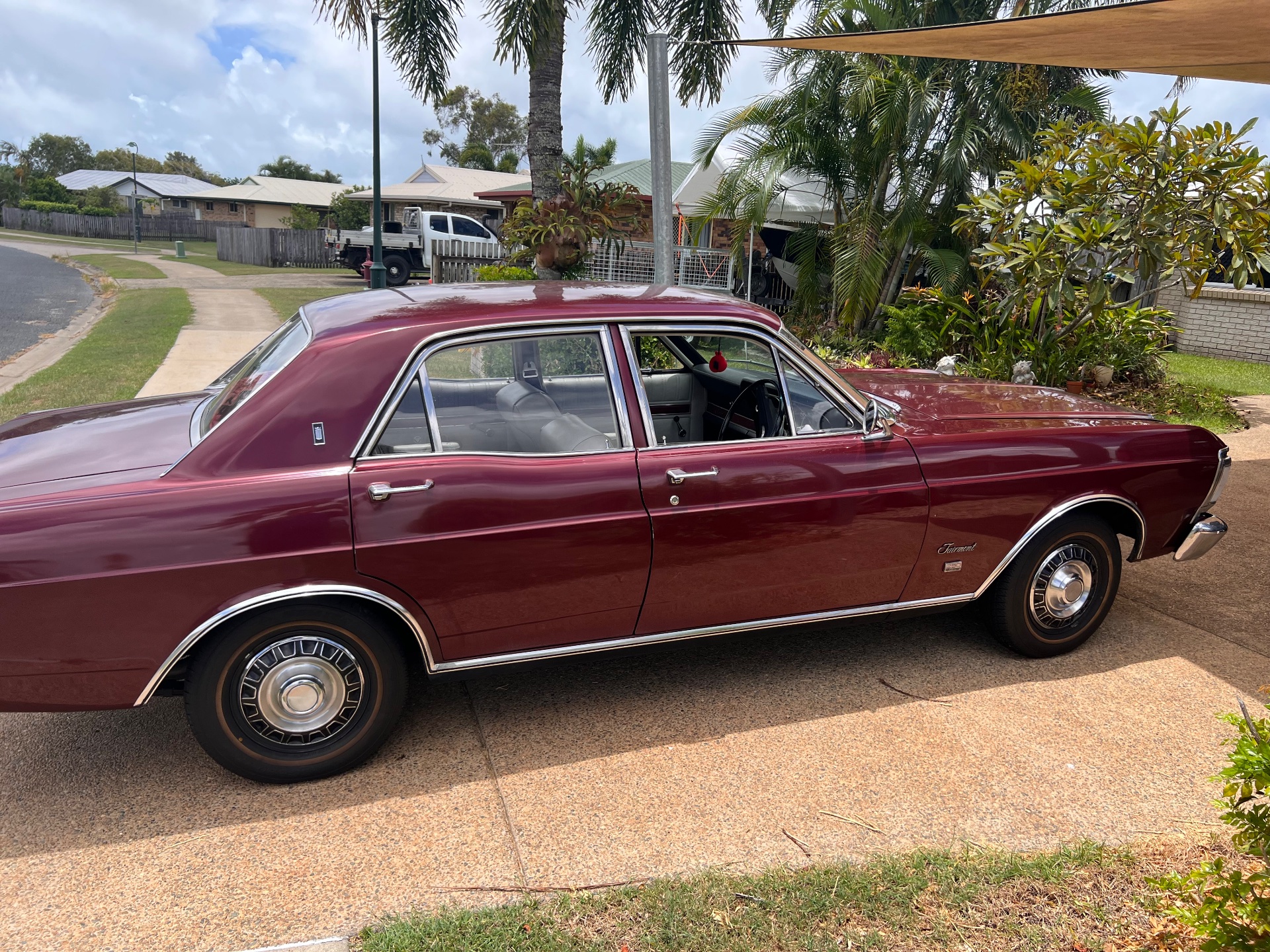 1971 FORD FAIRMONT XY 3 SP AUTOMATIC 4D SEDAN