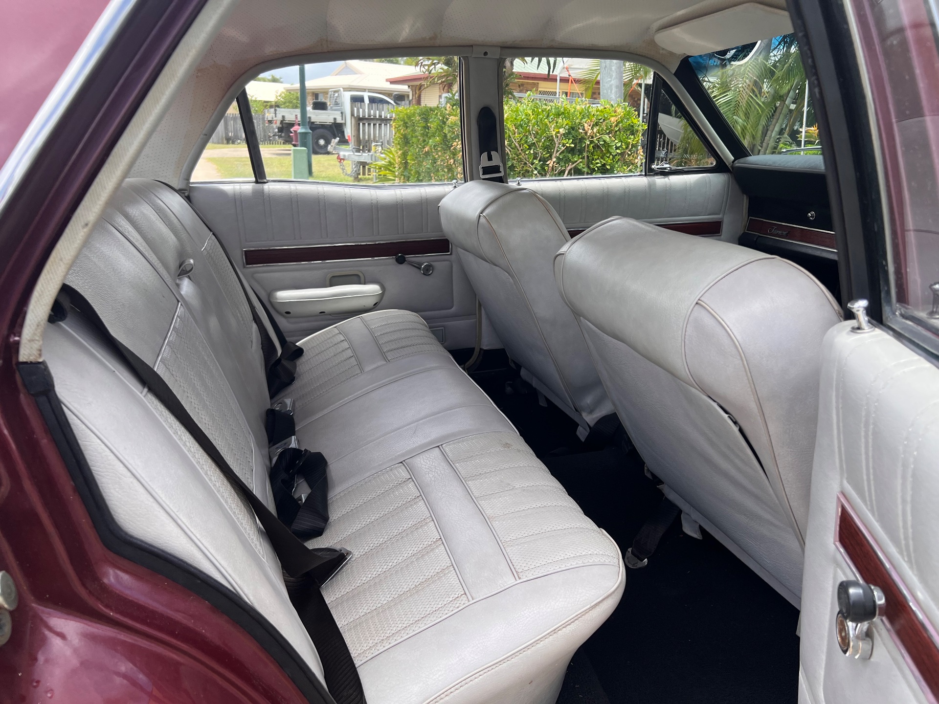 1971 FORD FAIRMONT XY 3 SP AUTOMATIC 4D SEDAN