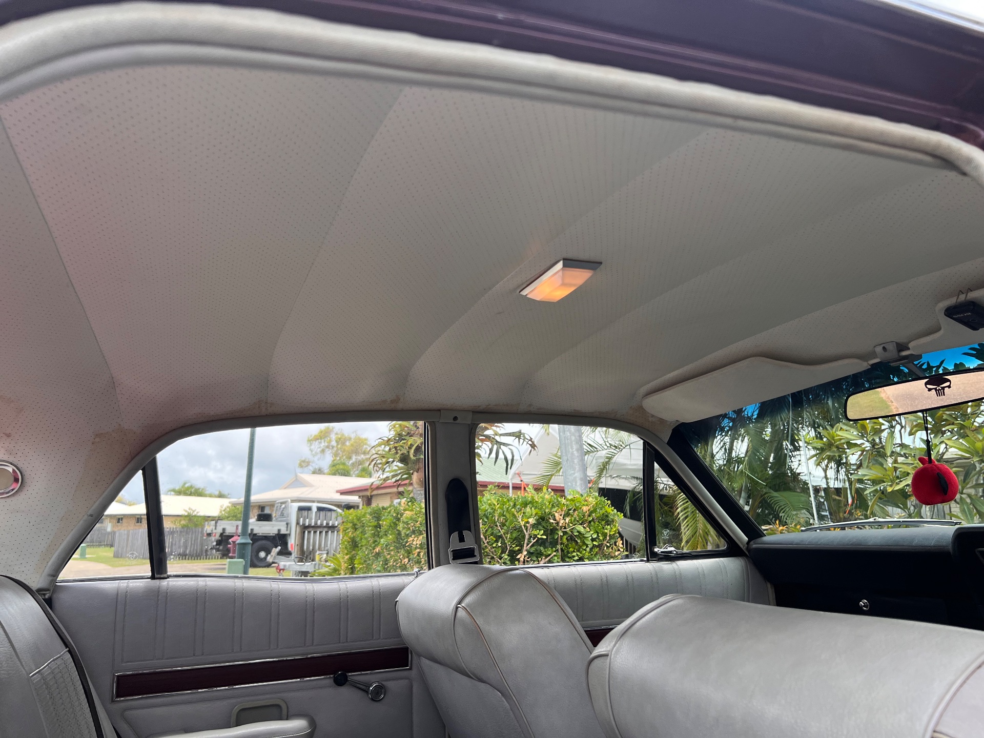 1971 FORD FAIRMONT XY 3 SP AUTOMATIC 4D SEDAN