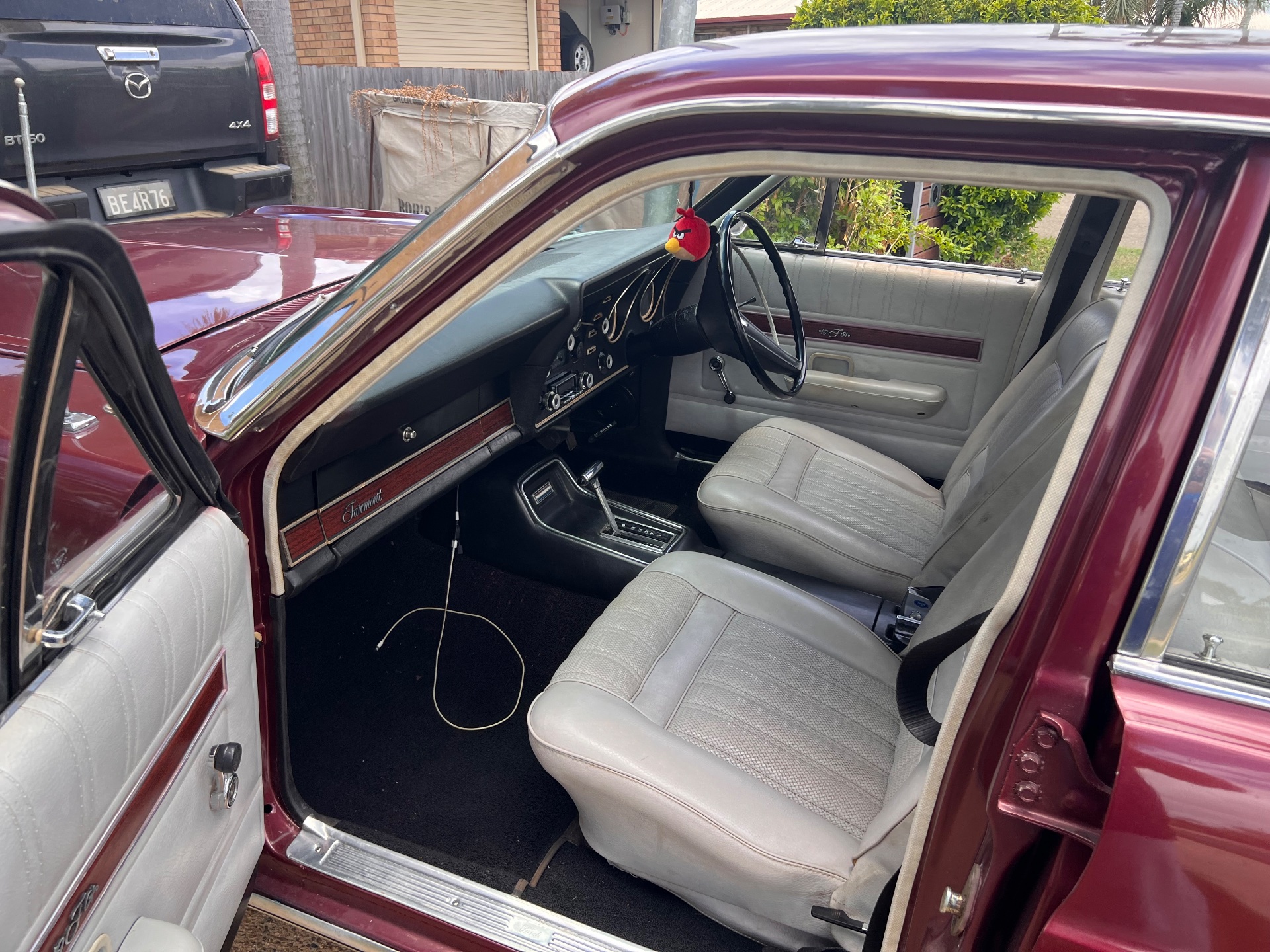 1971 FORD FAIRMONT XY 3 SP AUTOMATIC 4D SEDAN