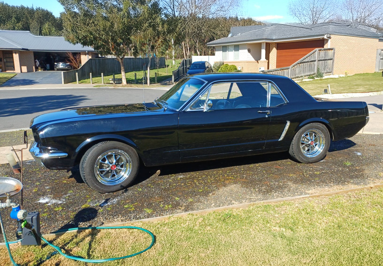 1964 FORD MUSTANG AUTOMATIC COUPE