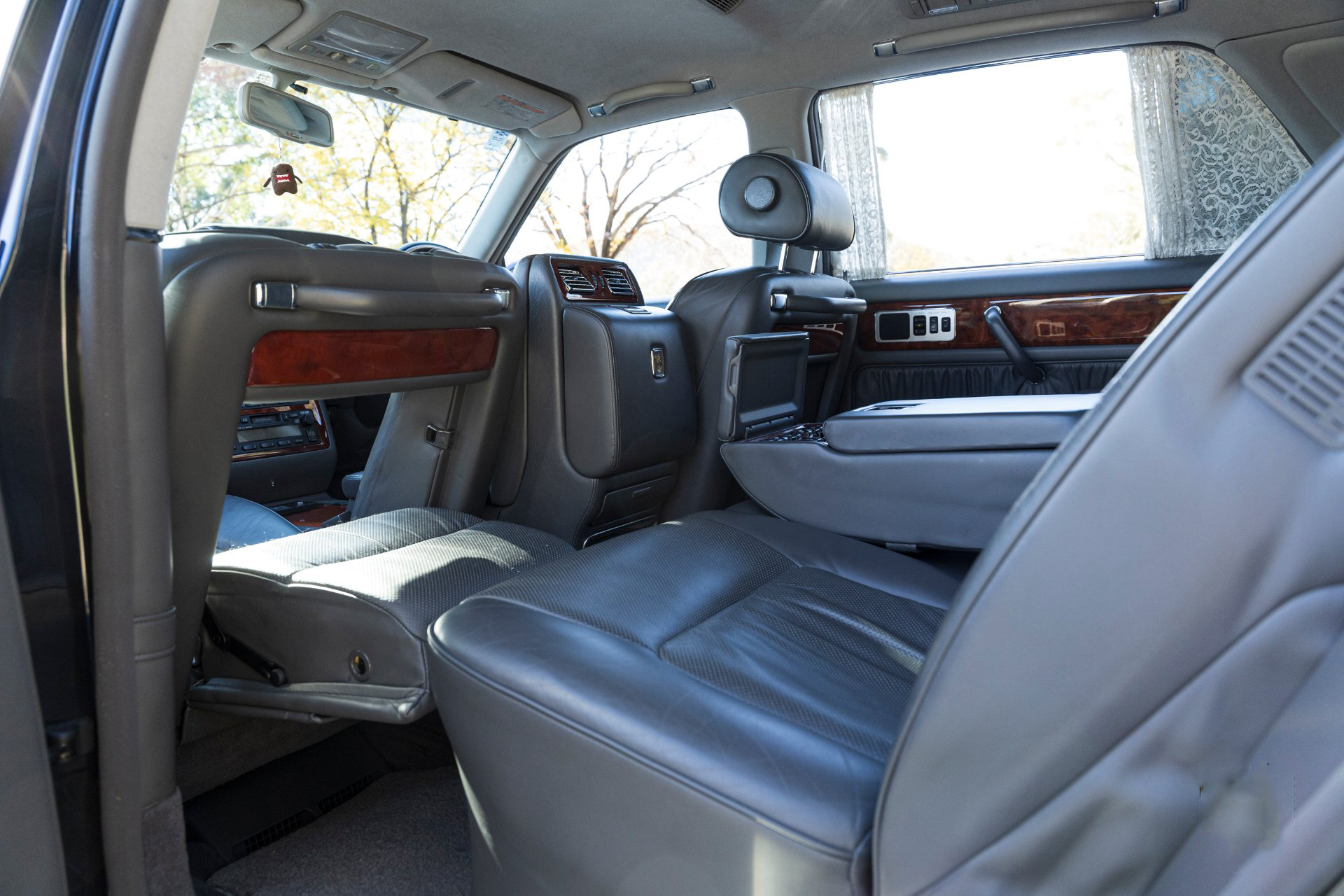 2005 TOYOTA CENTURY 5 SP AUTOMATIC SEDN