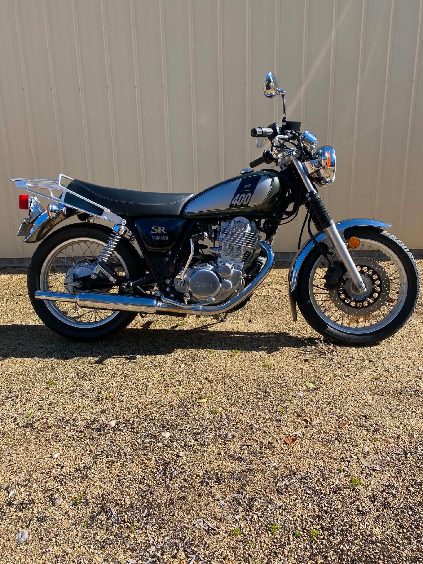 2017 YAMAHA SR400 ROAD 