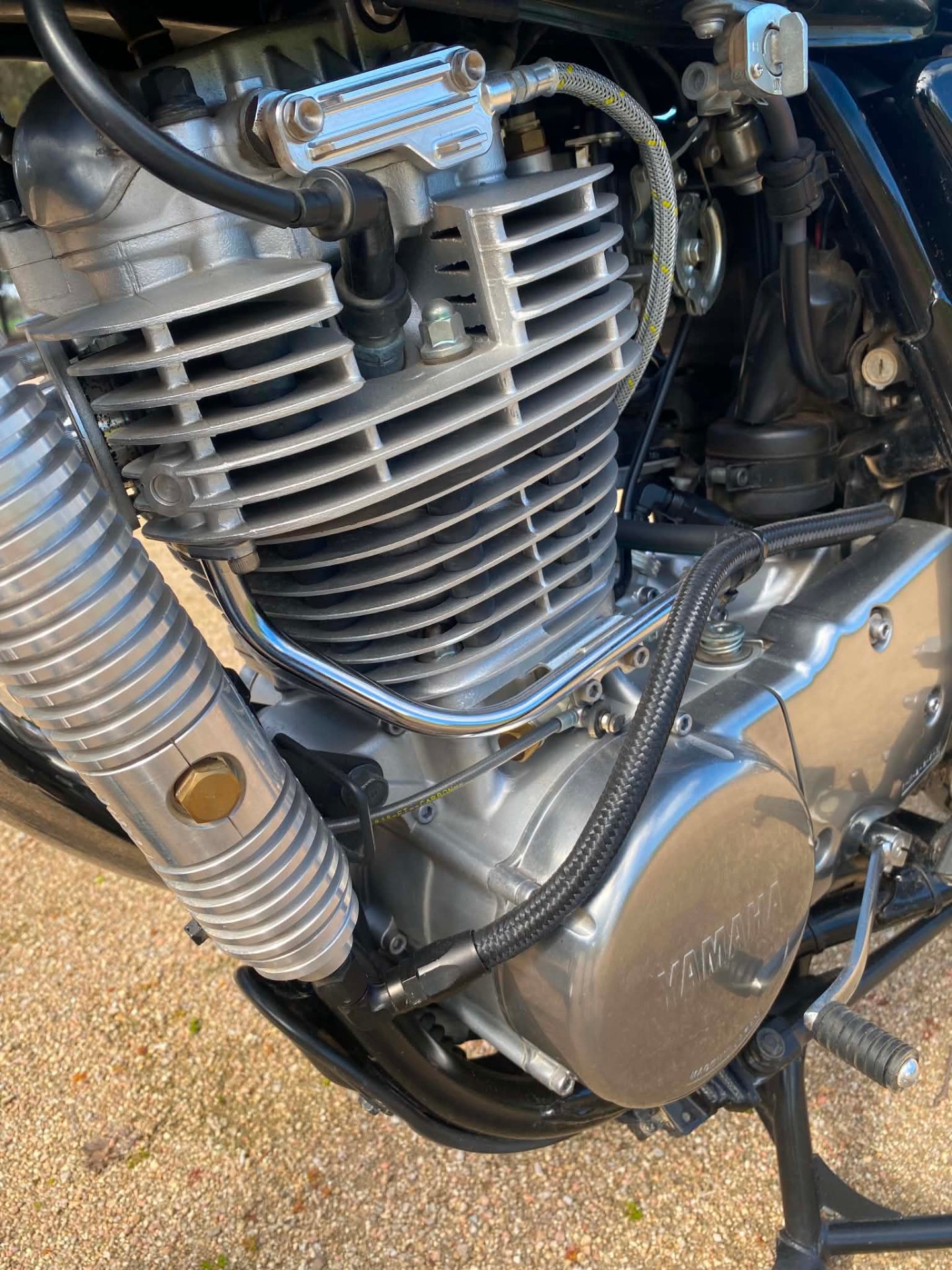 2017 YAMAHA SR400 ROAD 