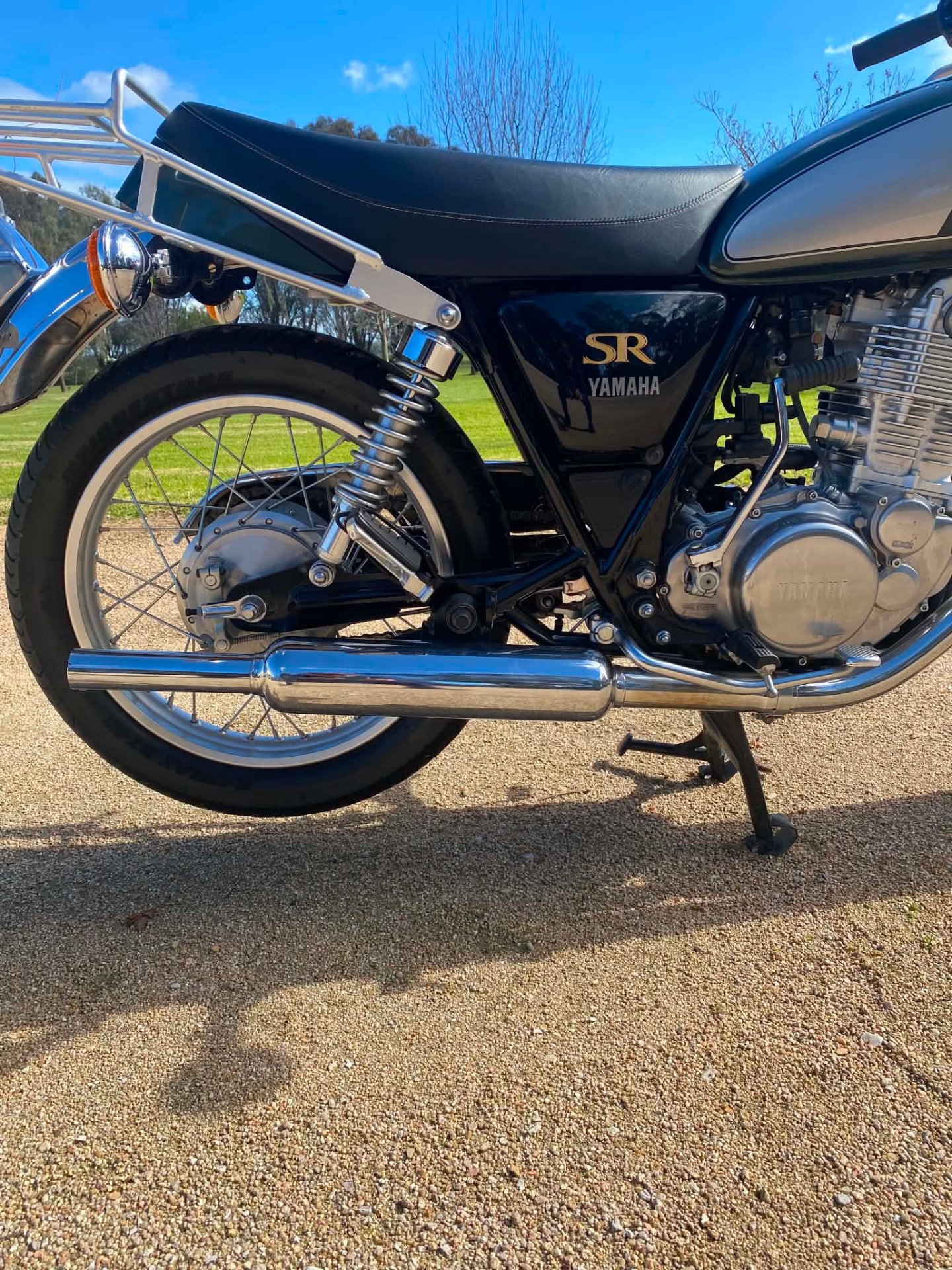 2017 YAMAHA SR400 ROAD 