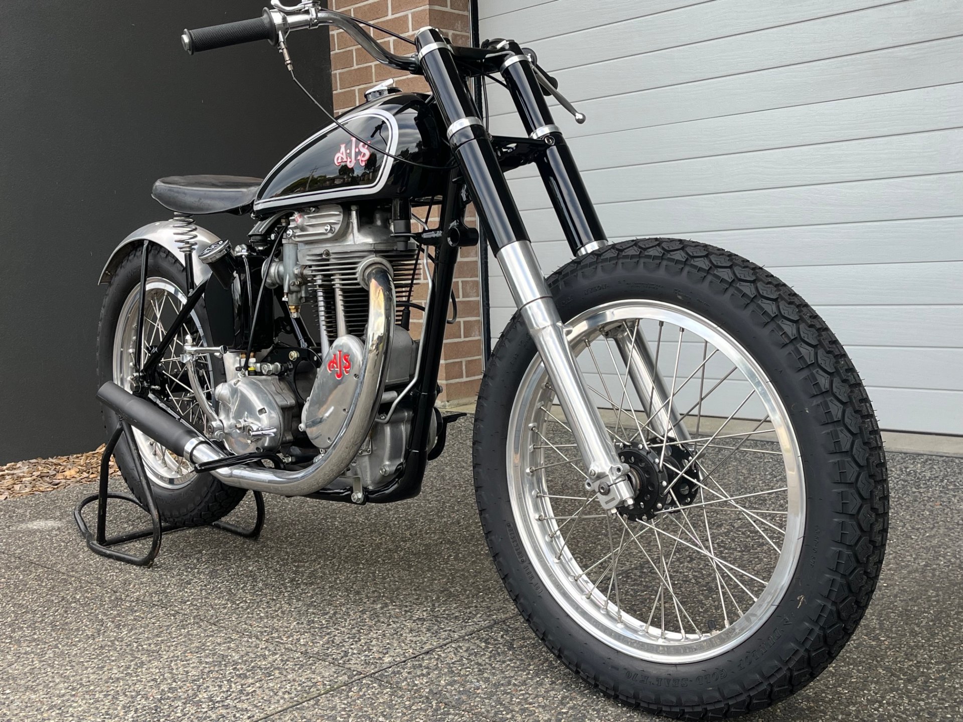 1948 AJS MODEL 18 ROAD