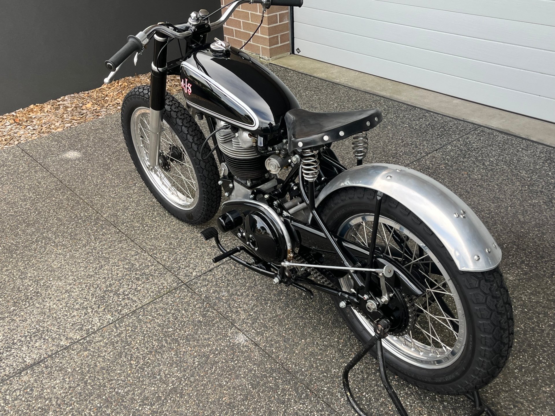 1948 AJS MODEL 18 ROAD