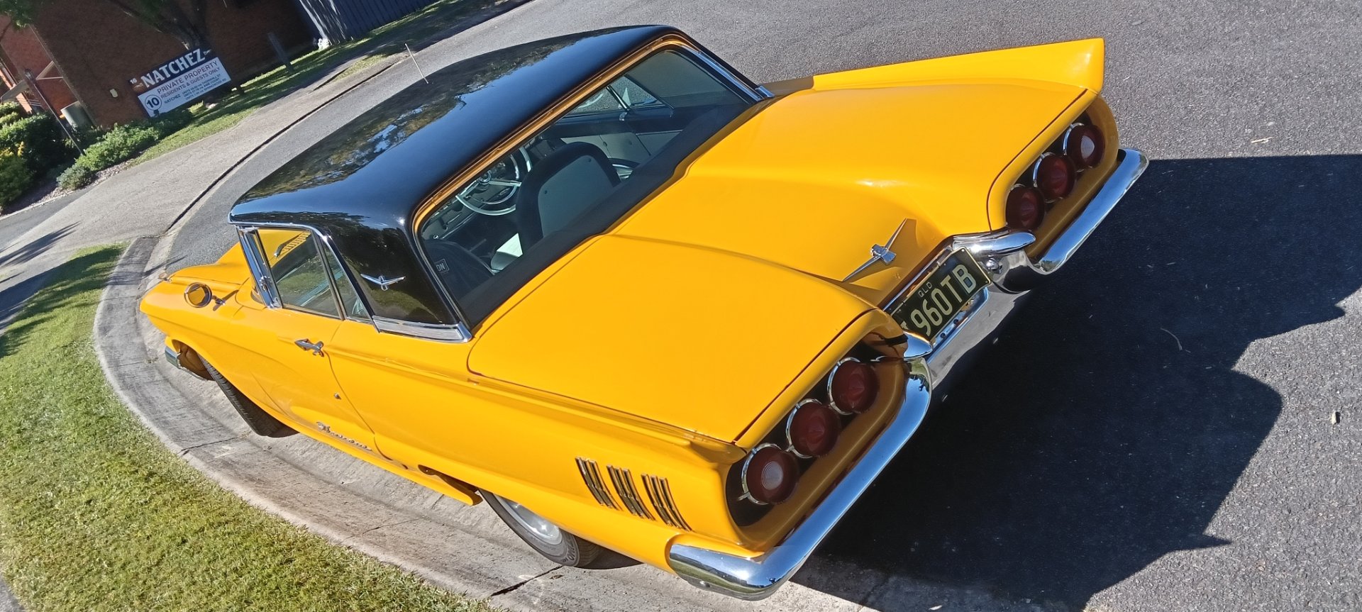 1960 FORD THUNDERBIRD AUTOMATIC 2D HARDTOP