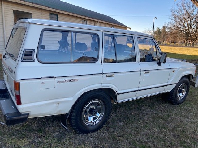 1986 TOYOTA LANDCRUISER HJ61RG SAHARA (4x4) 4 SP AUTOMATIC 4x4 4D WAGON (532266)
