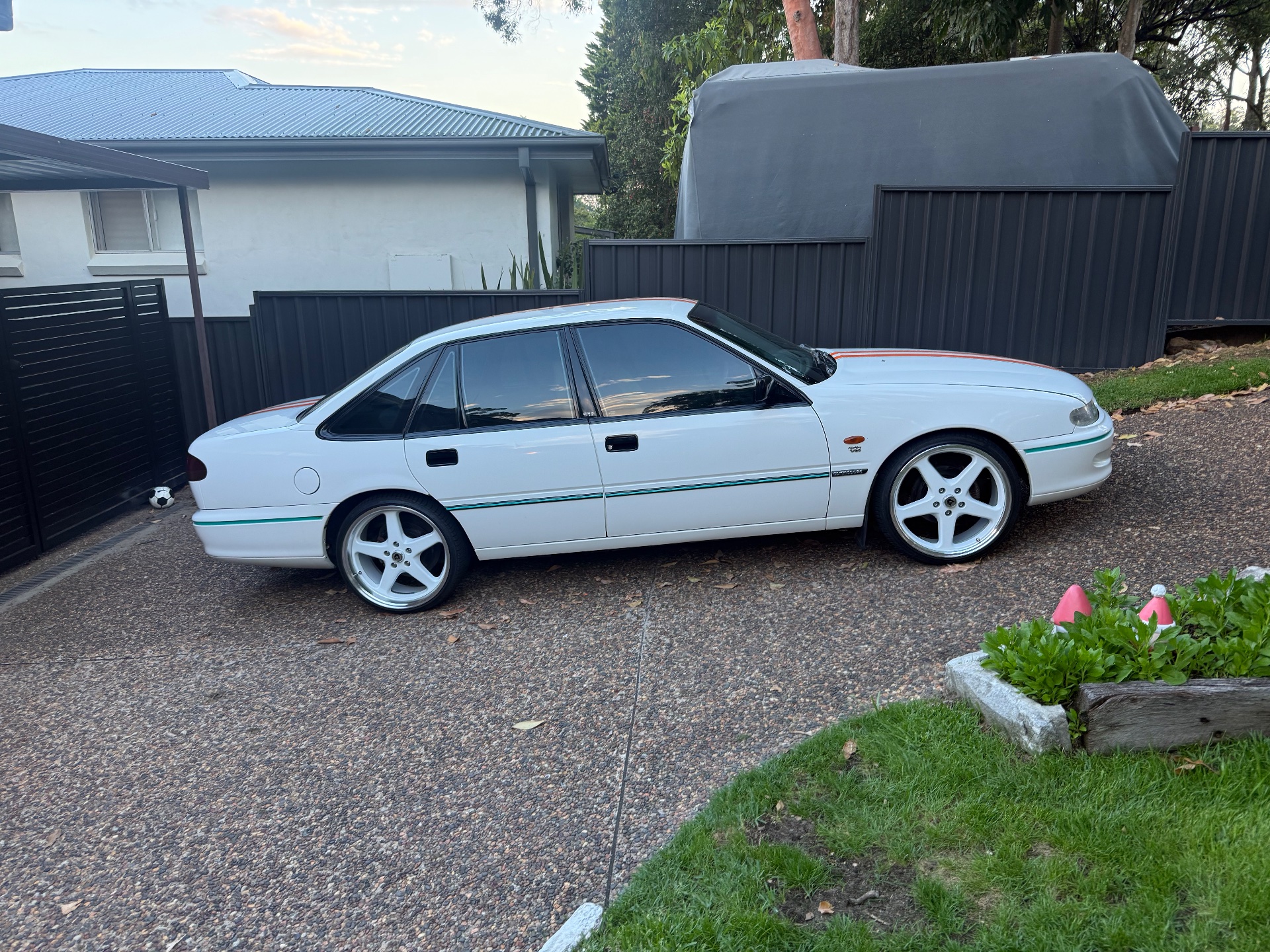 1997 HOLDEN COMMODORE VSII EXECUTIVE 4 SP AUTOMATIC 4D SEDAN