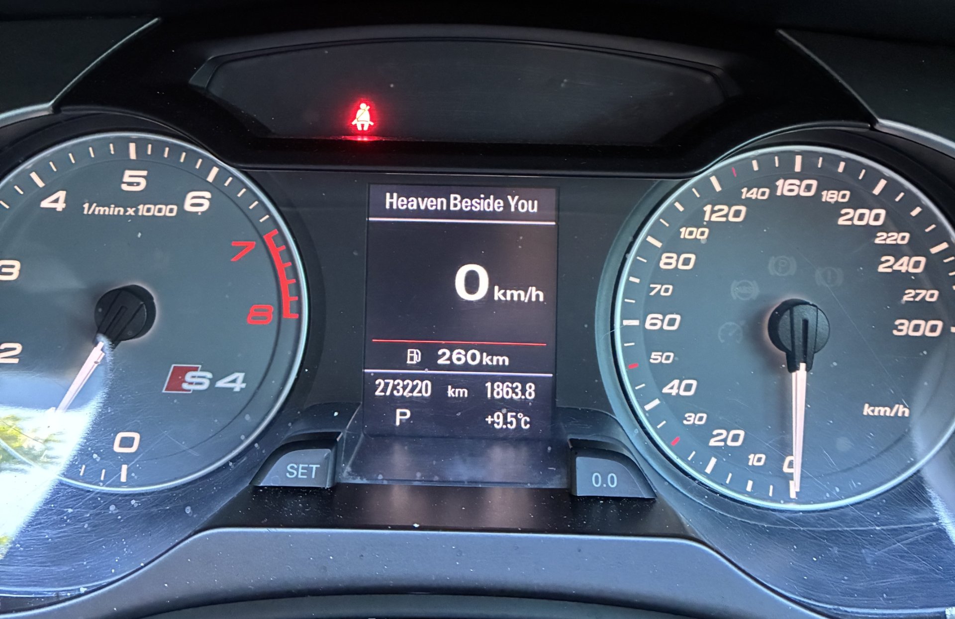 2010 AUDI S4 B8 (8K) MY11 3.0 TFSI QUATTRO 7 SP AUTO DIRECT SHIFT 4D SEDAN