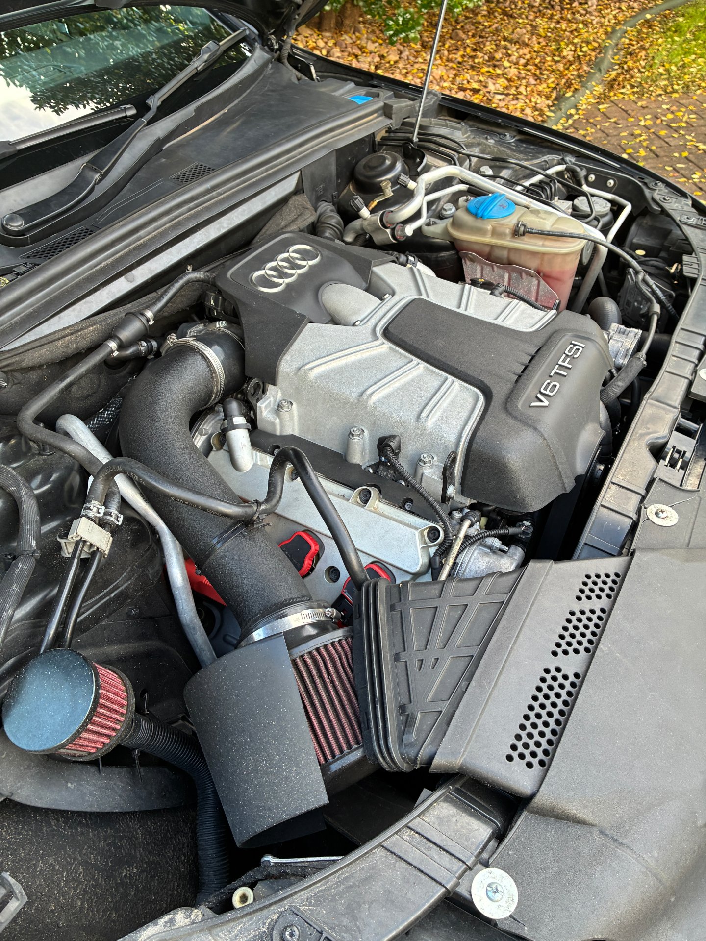 2010 AUDI S4 B8 (8K) MY11 3.0 TFSI QUATTRO 7 SP AUTO DIRECT SHIFT 4D SEDAN