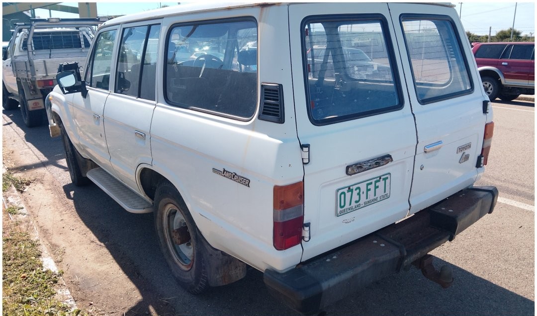 1988 TOYOTA LANDCRUISER (4x4) 5 SP MANUAL 4x4 4D WAGON