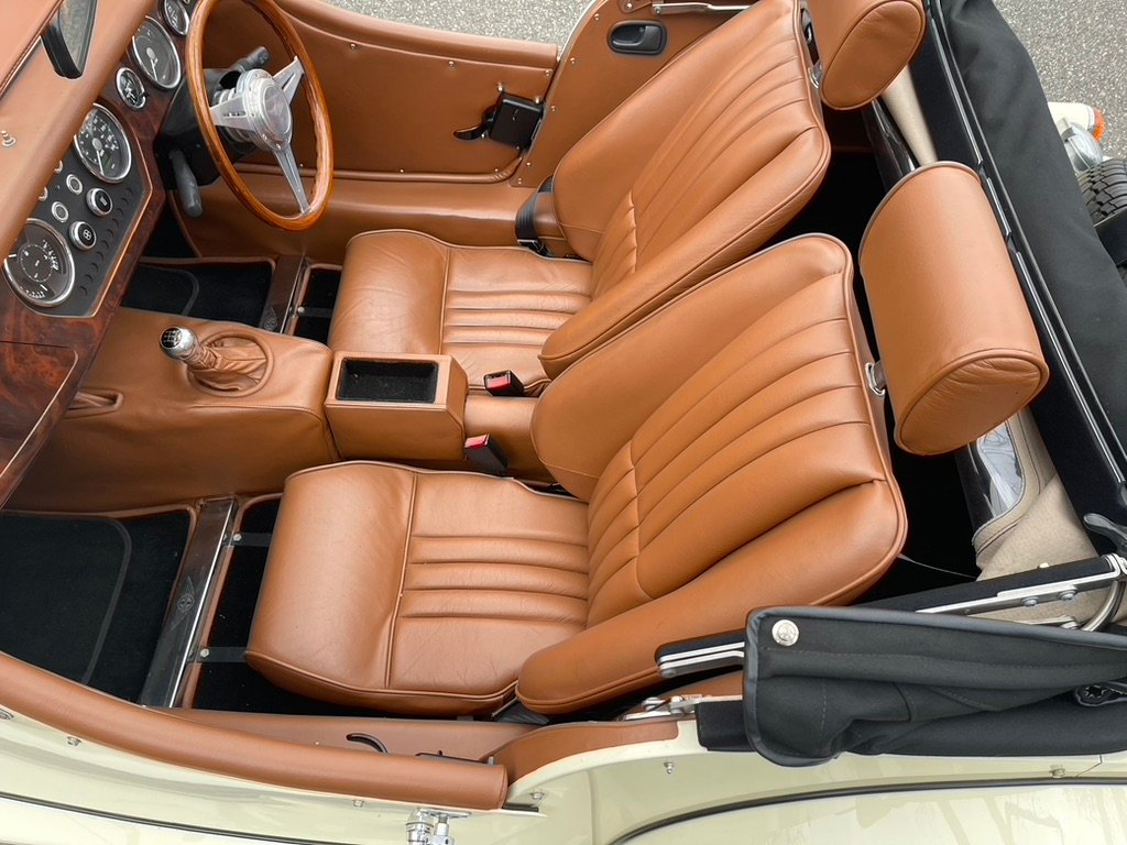 2011 MORGAN 4/4 2-SEATER