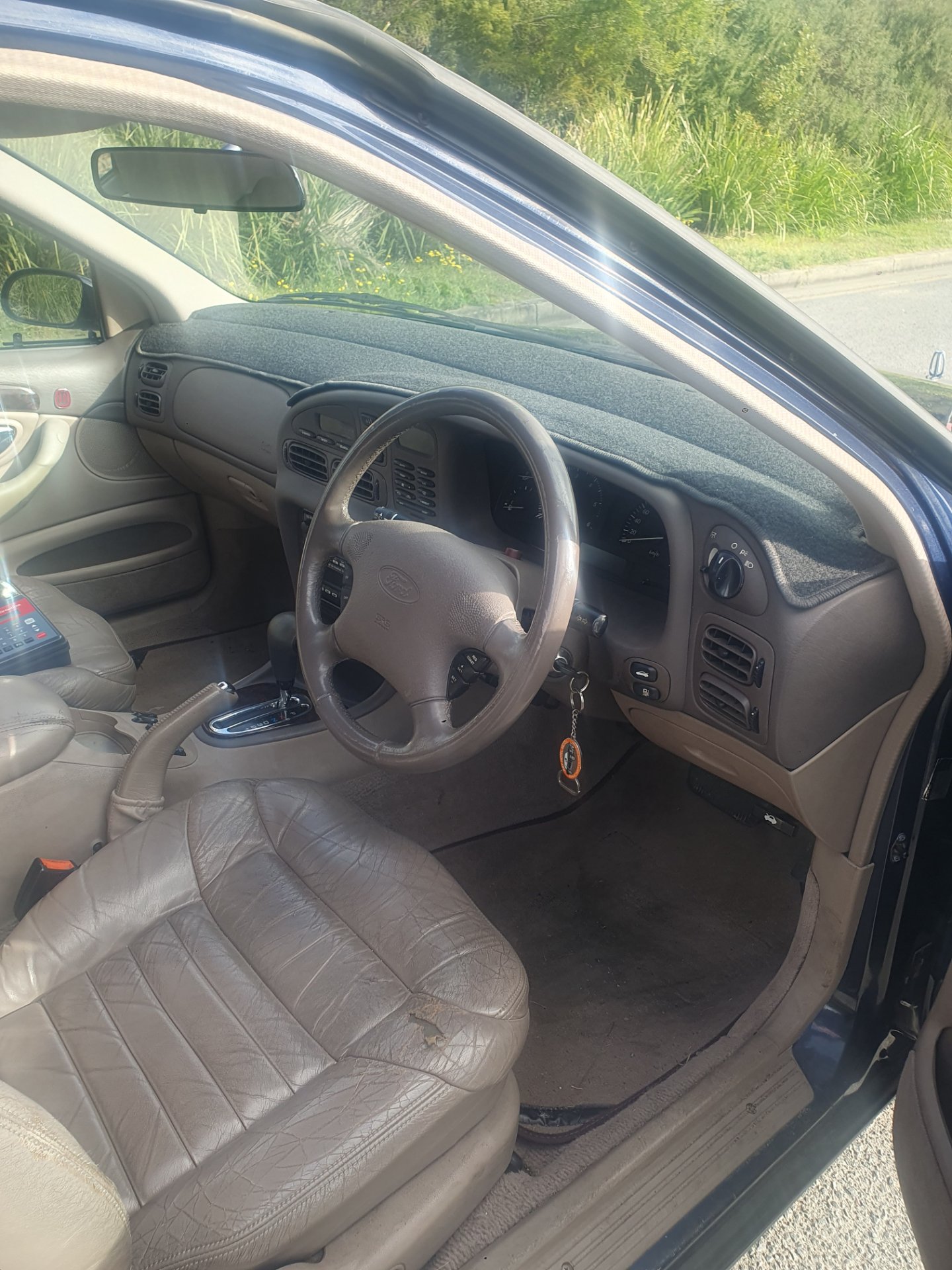 1995 FORD LTD DF 4 SP AUTOMATIC 4D SEDAN