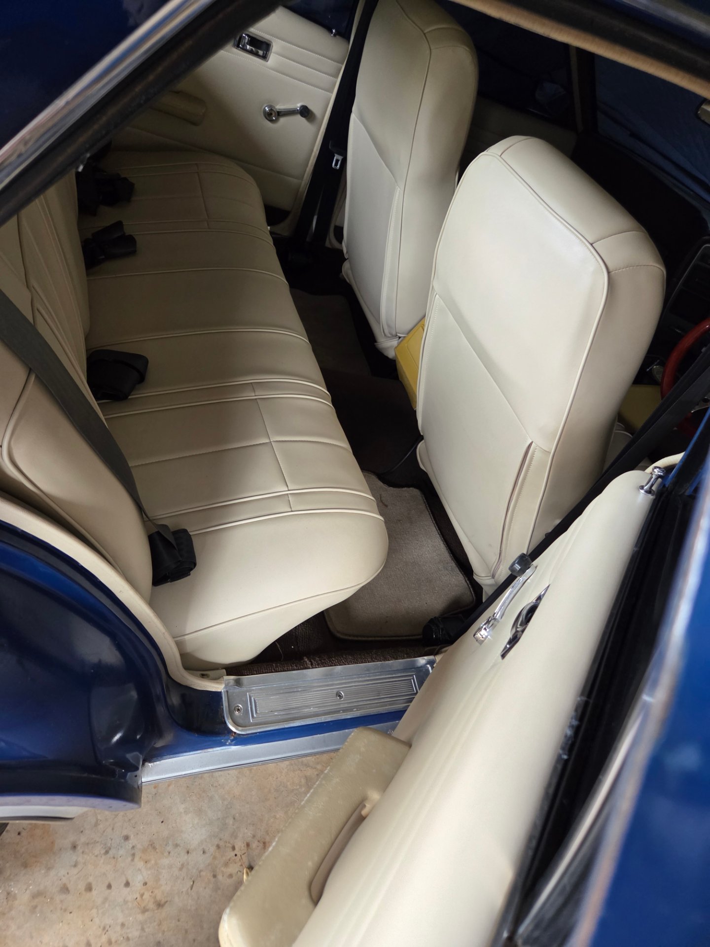 1976 FORD FAIRMONT XB 3 SP AUTOMATIC 4D SEDAN