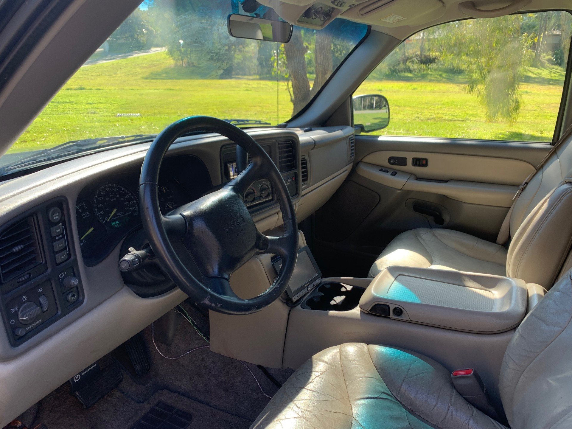 2001 GMC YUKON AUTOMATIC 4D WAGON