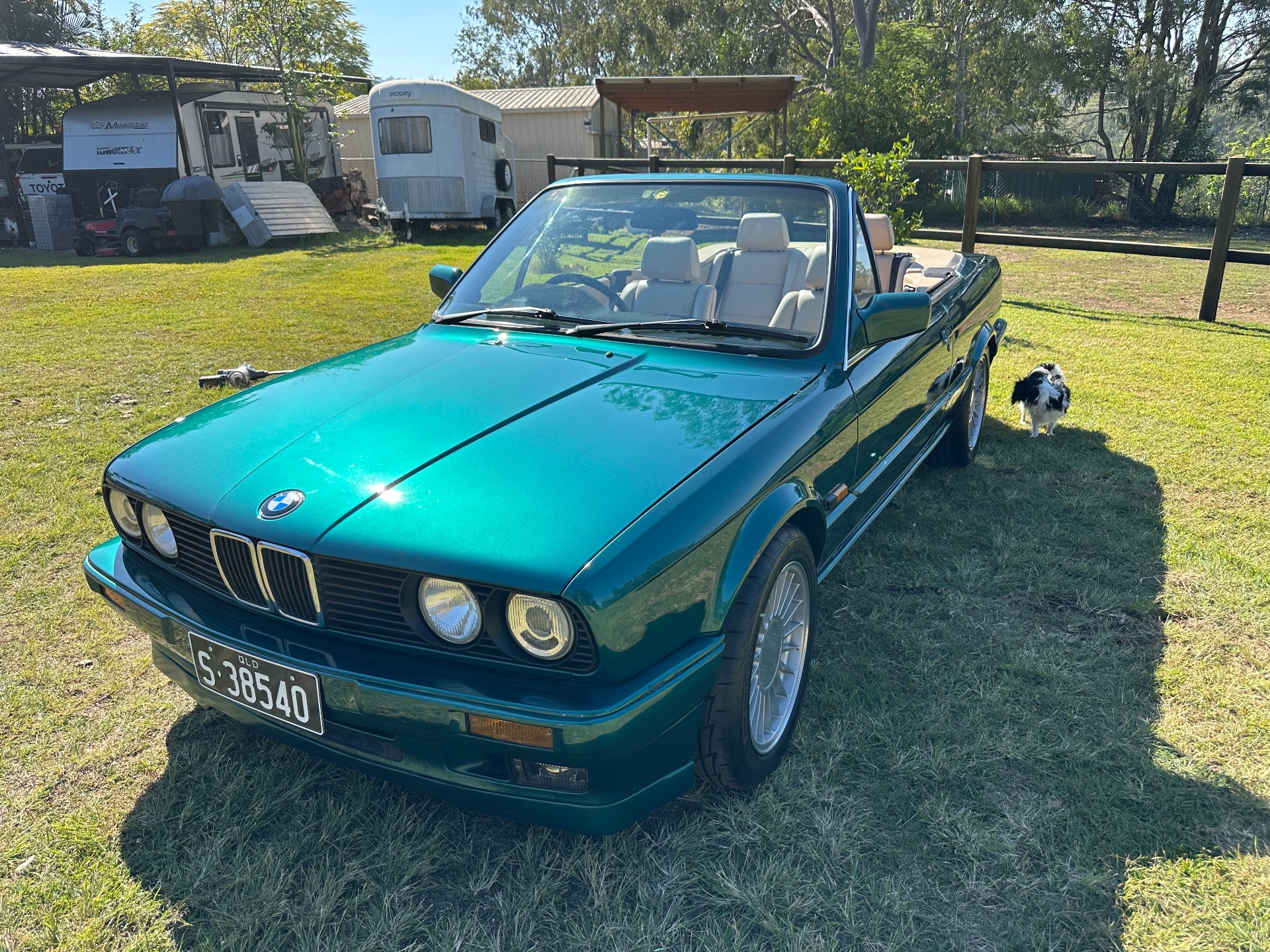 1992 BMW 3 25i 5 SP MANUAL 2D CONVERTIBLE