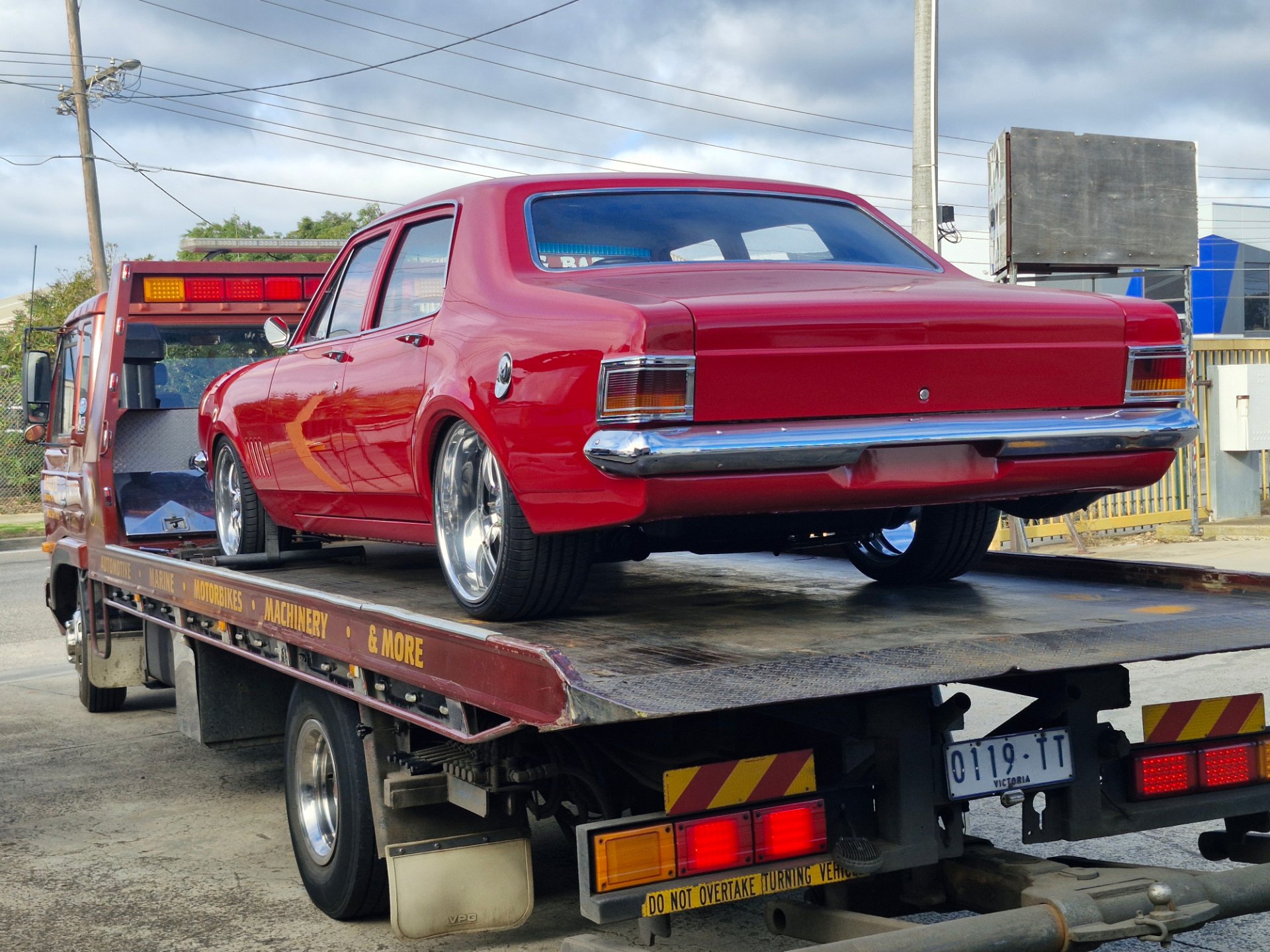 1970 HOLDEN KINGSWOOD HG SEDAN